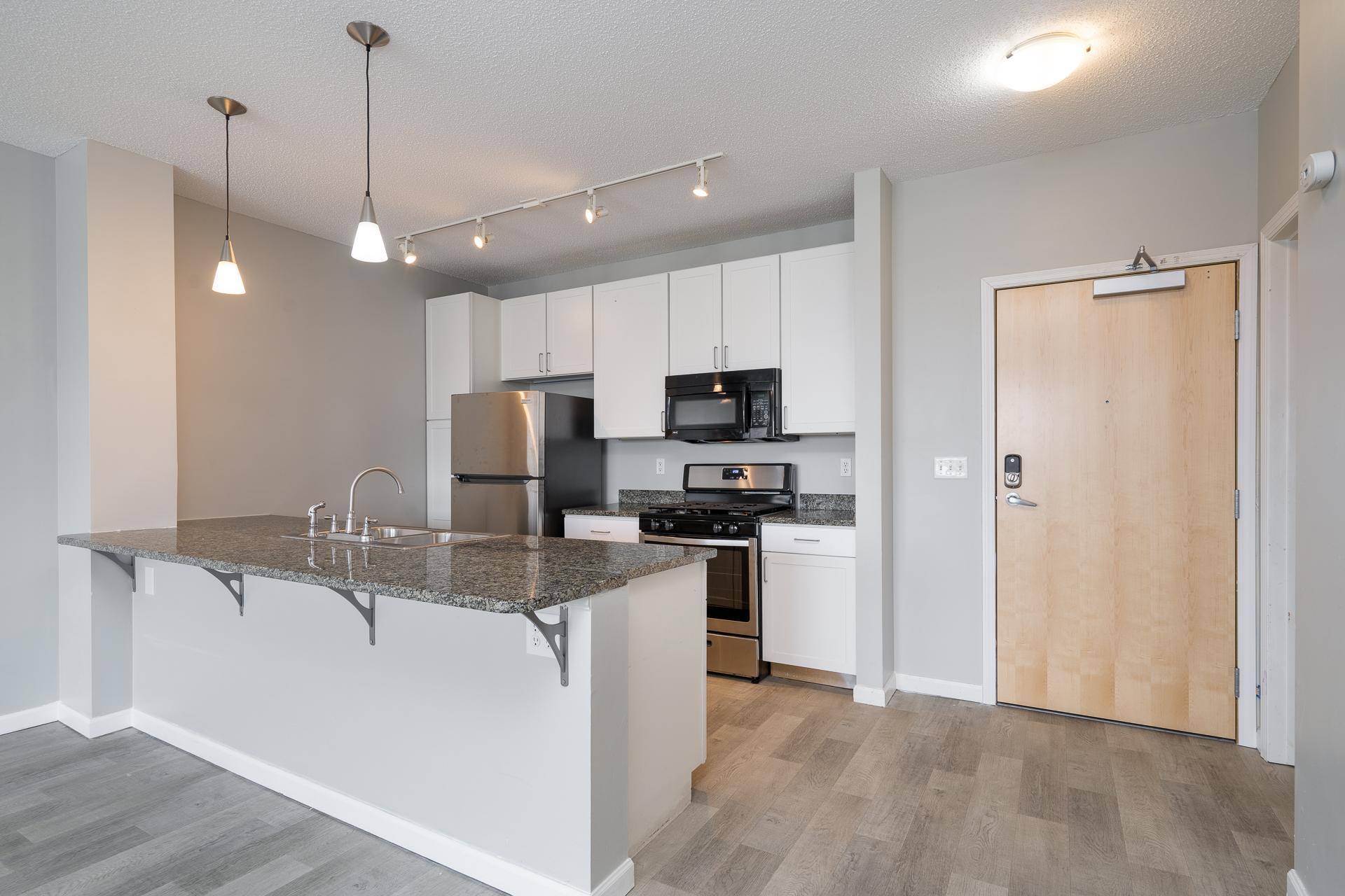 Richfield, MN 55423,7600 Lyndale AVE S #308