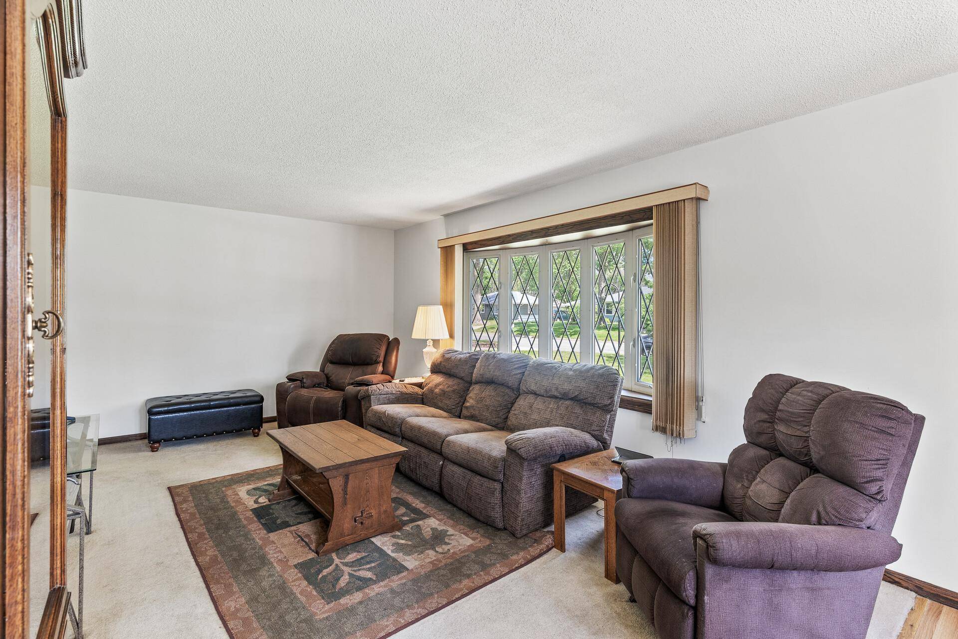 Coon Rapids, MN 55448,11510 Larch ST NW