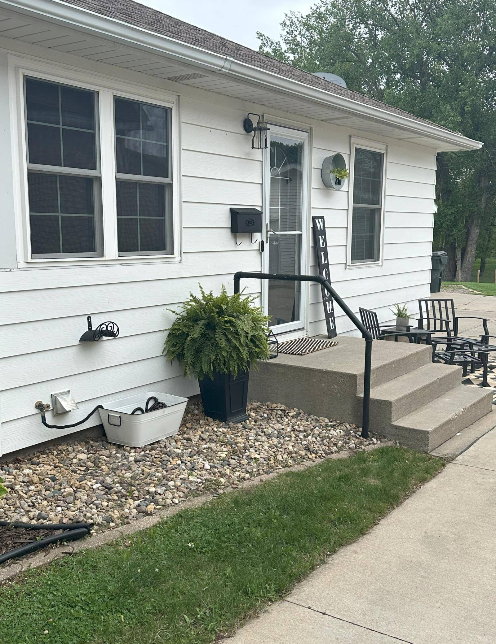 Clara City, MN 56222,210 3rd ST NE
