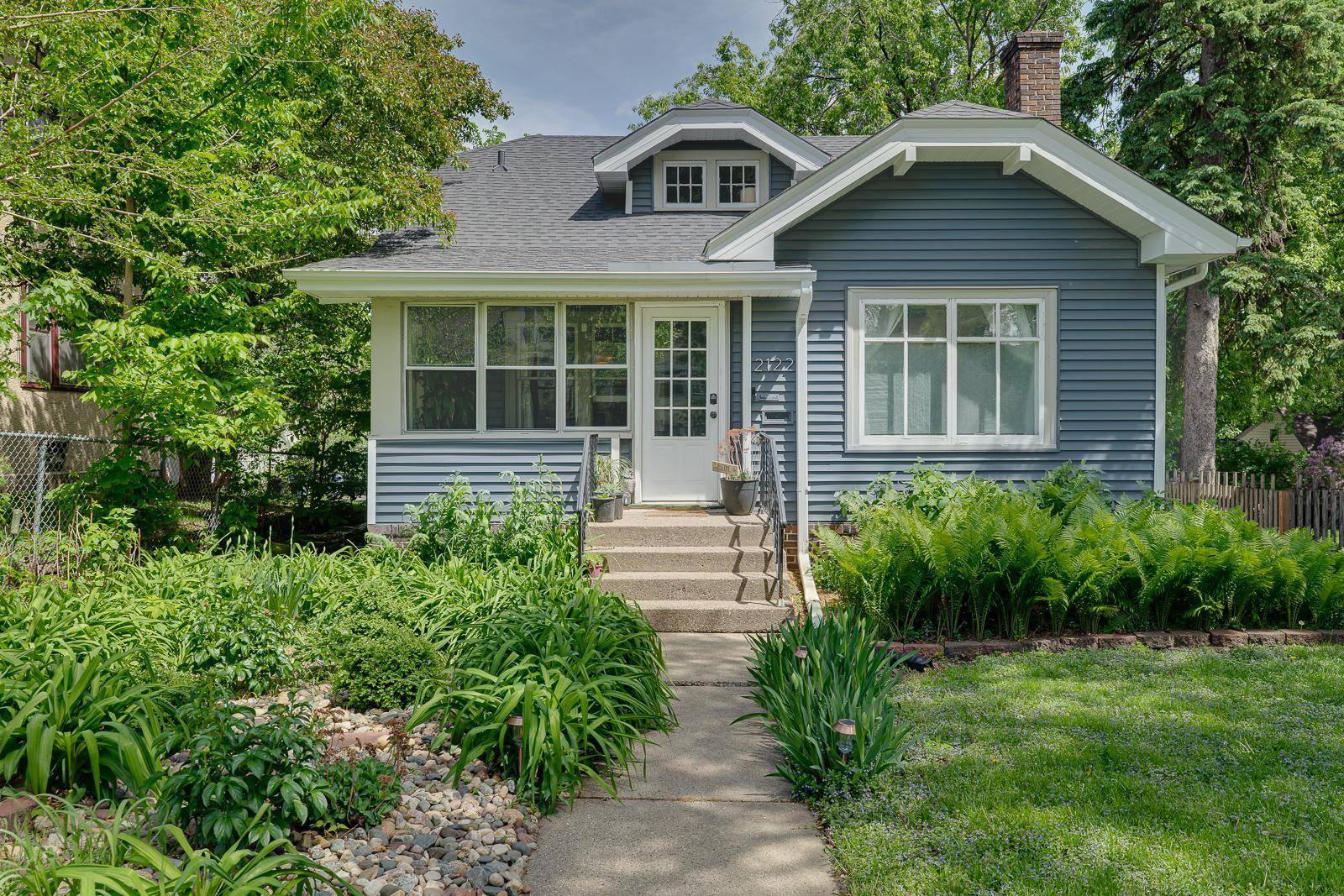 Minneapolis, MN 55411,2122 Thomas AVE N