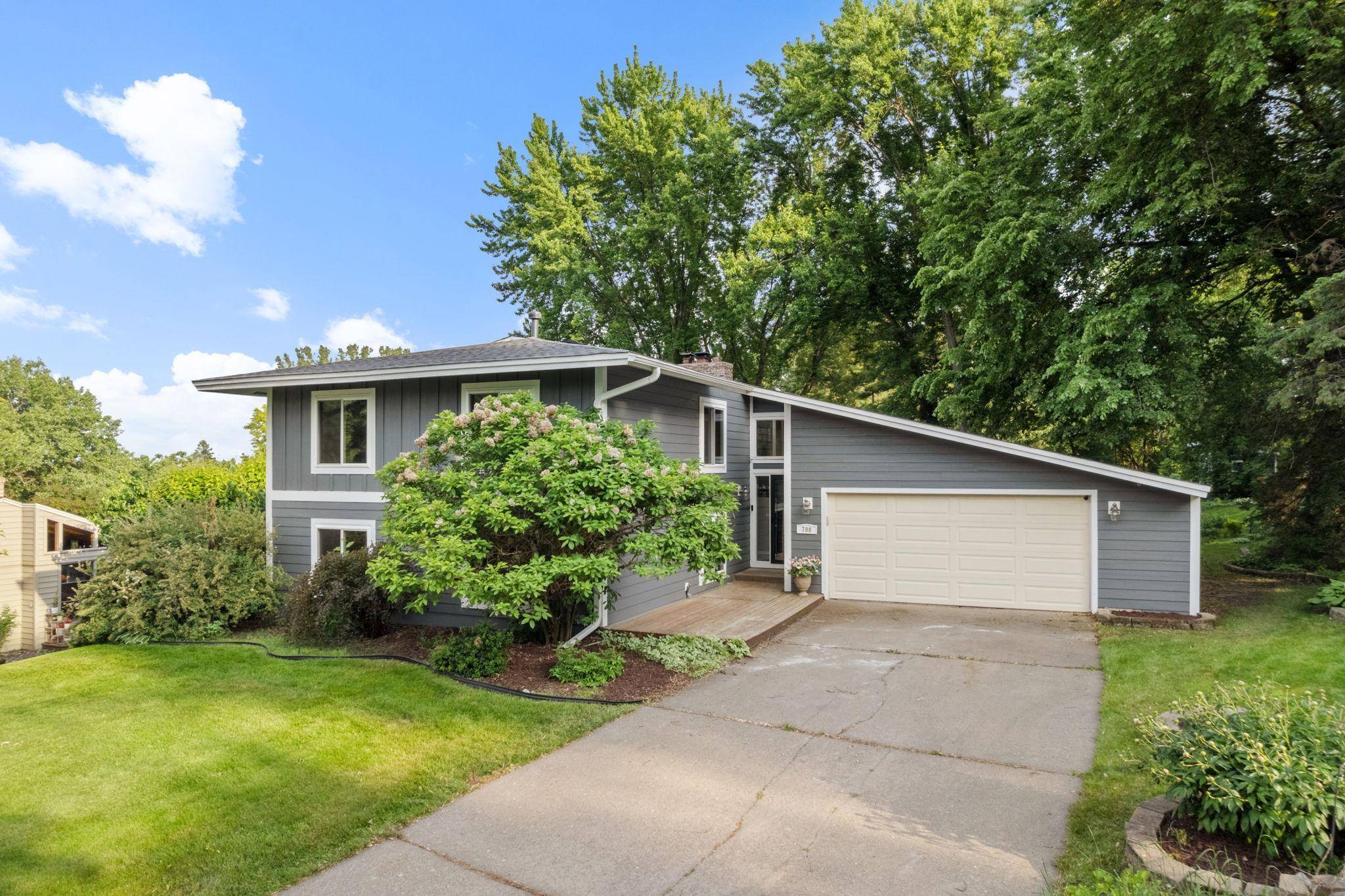 Shoreview, MN 55126,708 Brigadoon CIR