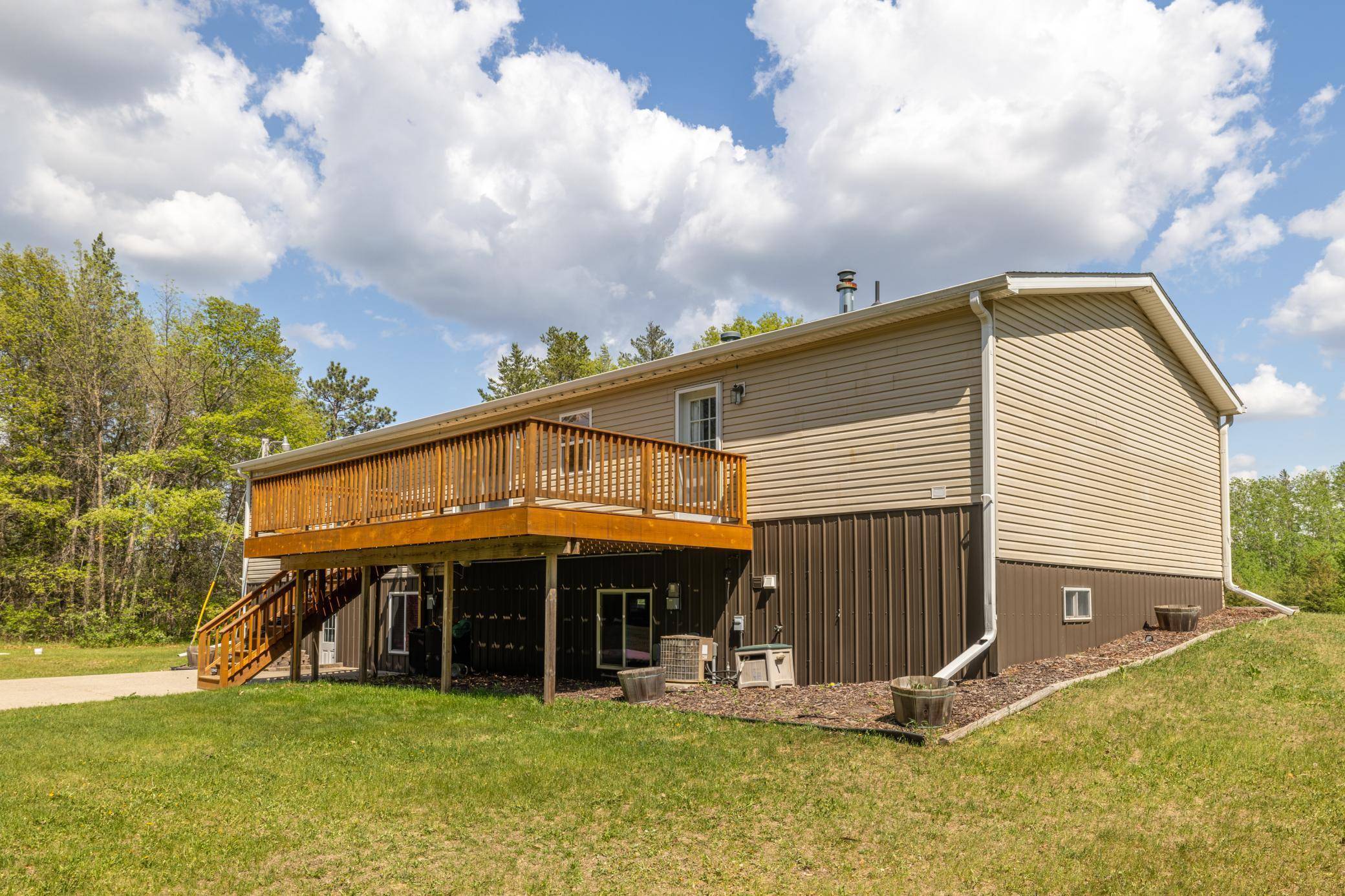 Menahga, MN 56464,58885 County Road 136