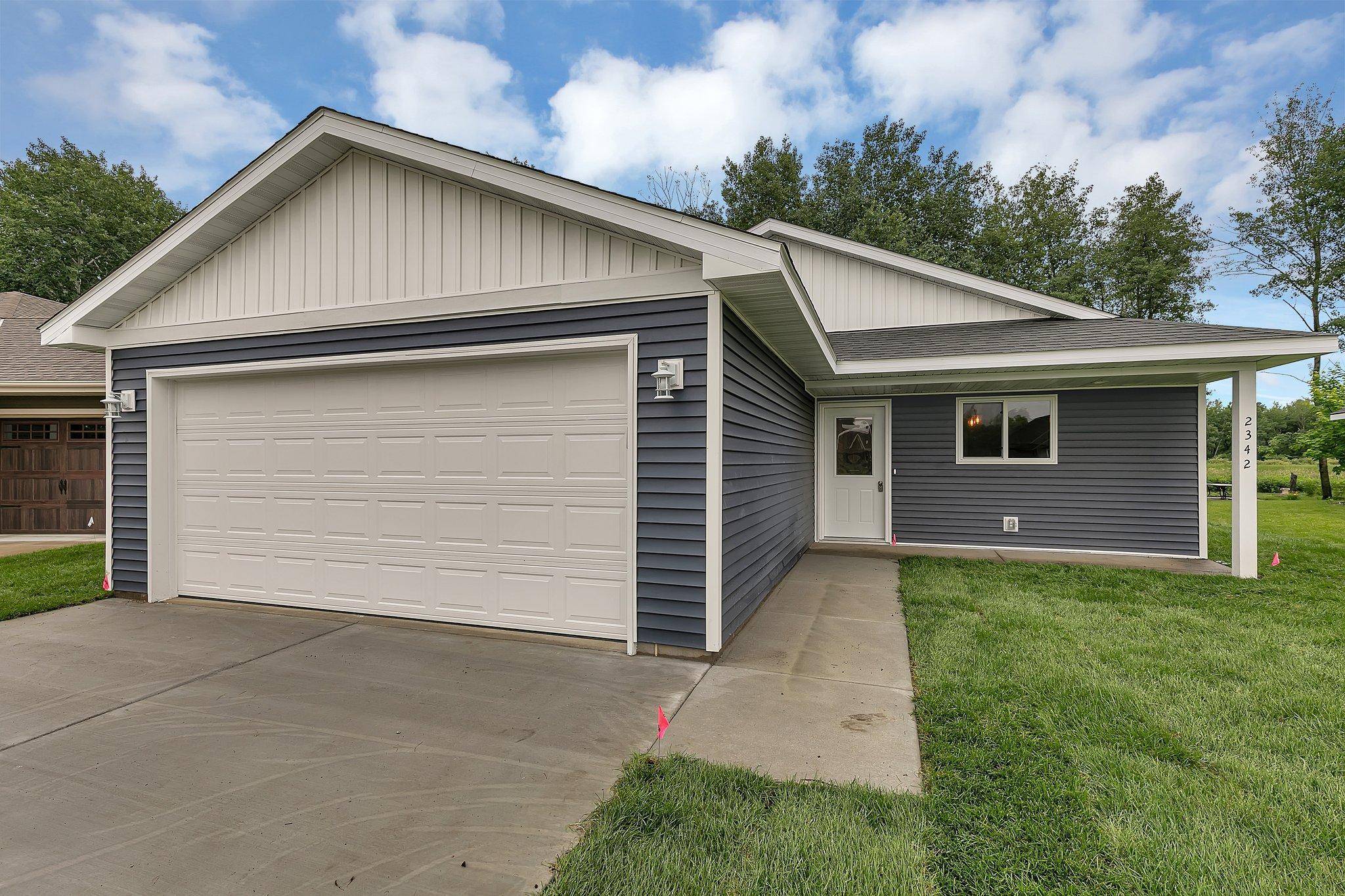 Milaca, MN 56353,1015 3rd AVE NE