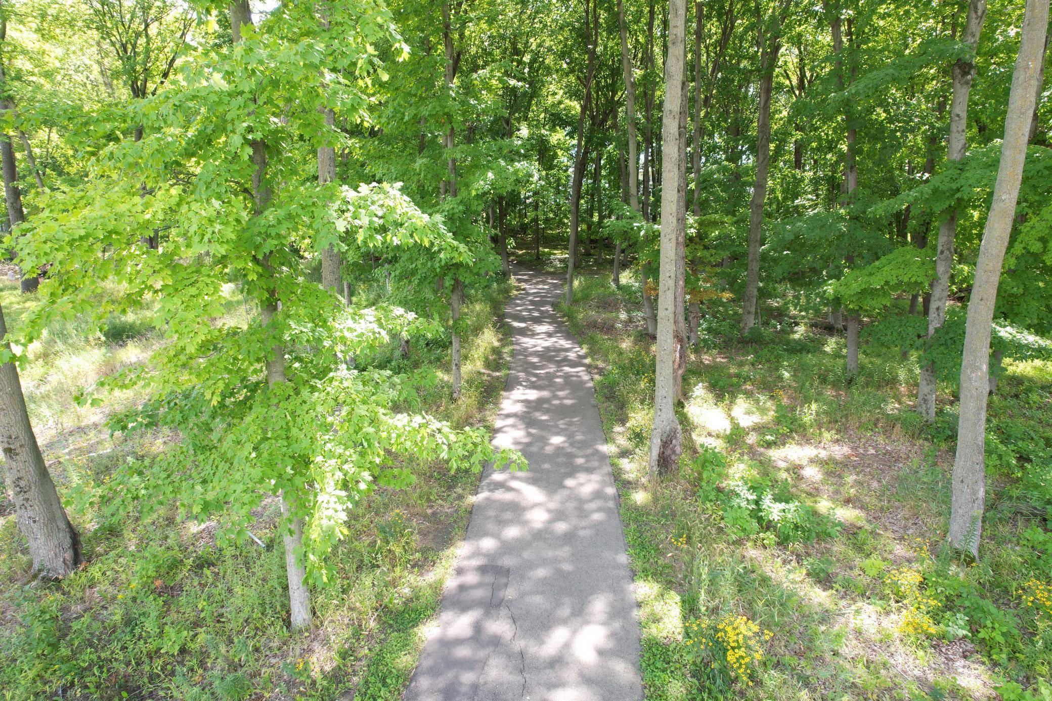 Minnetrista, MN 55331,4548 Meadowview LN