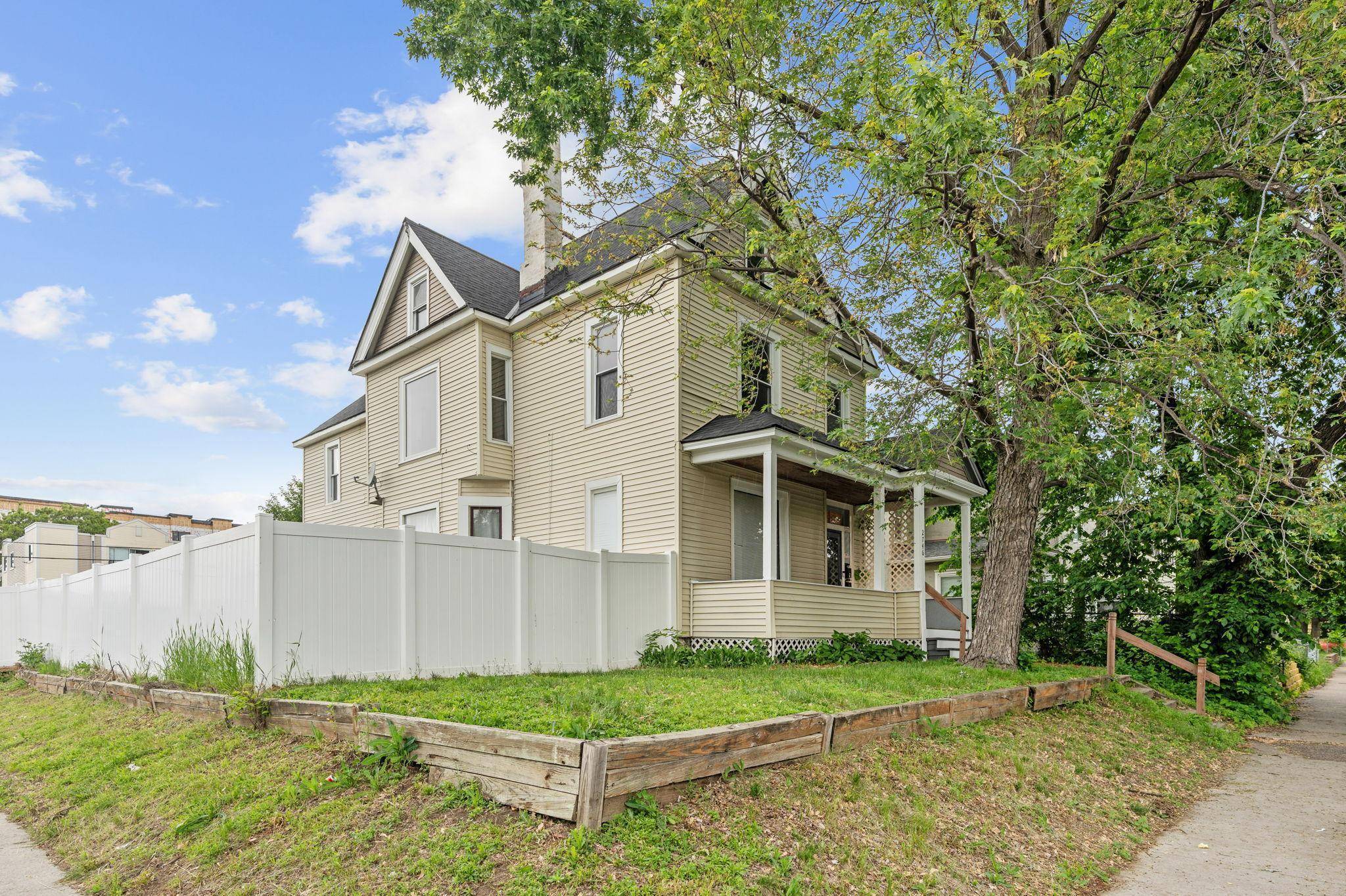 Minneapolis, MN 55408,2744 Stevens AVE