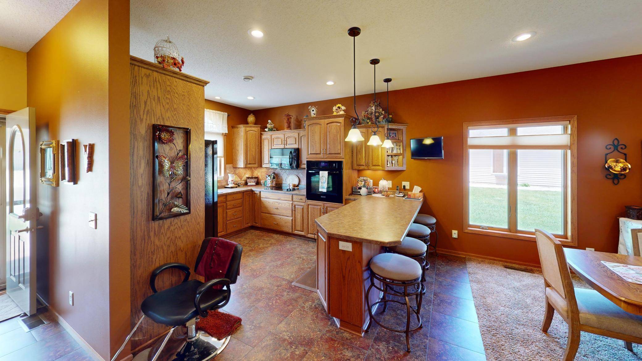 Albert Lea, MN 56007,1720 Hale DR