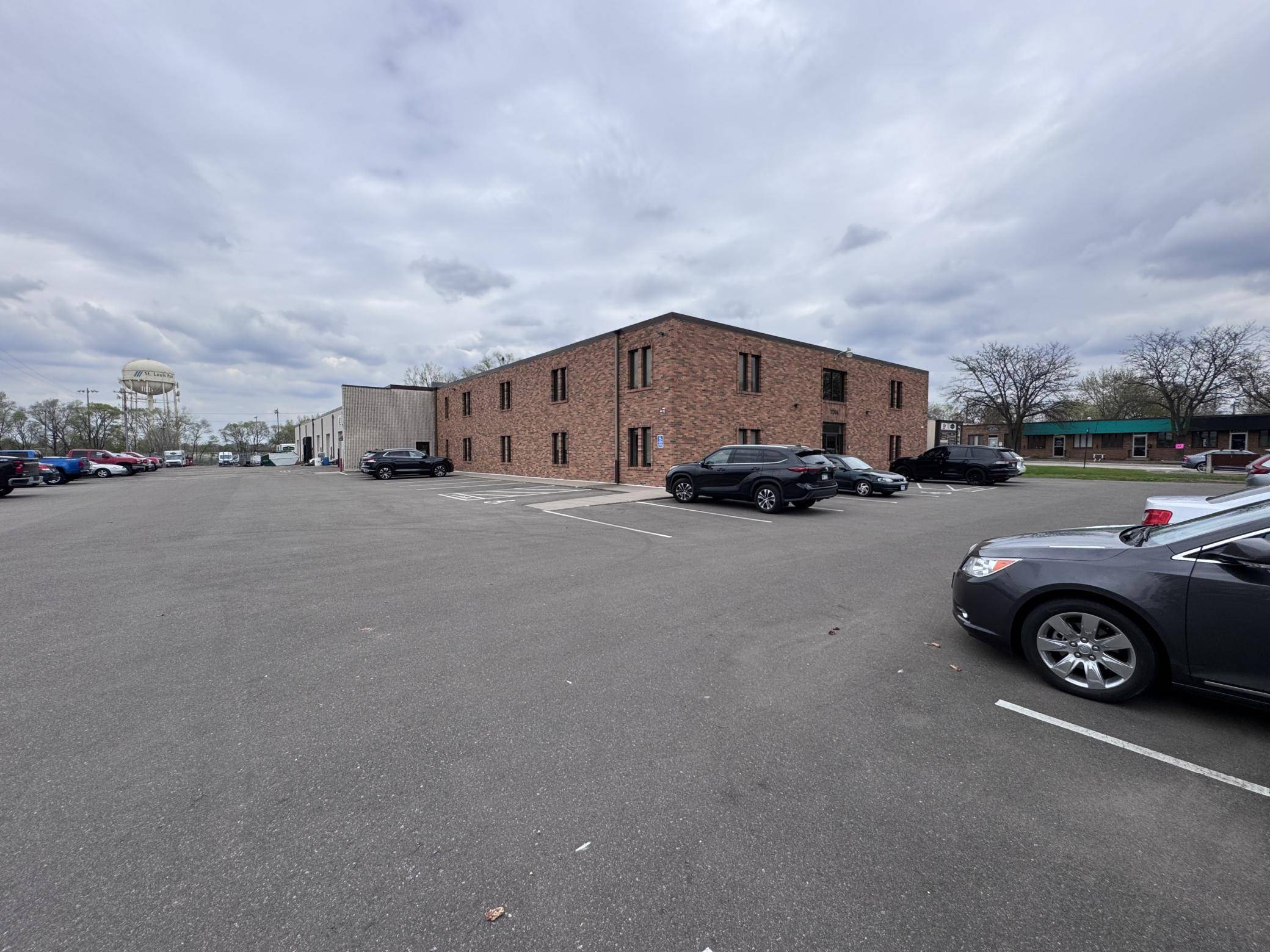 Saint Louis Park, MN 55426,7204 W 27th ST
