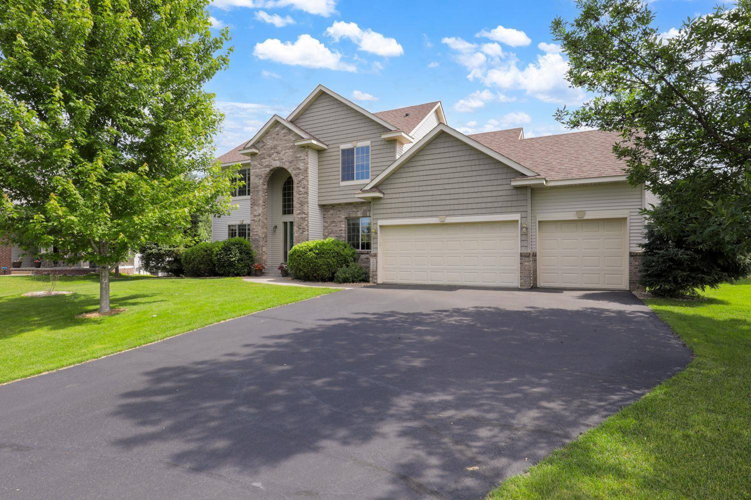 Brooklyn Park, MN 55443,10320 Quail CIR N
