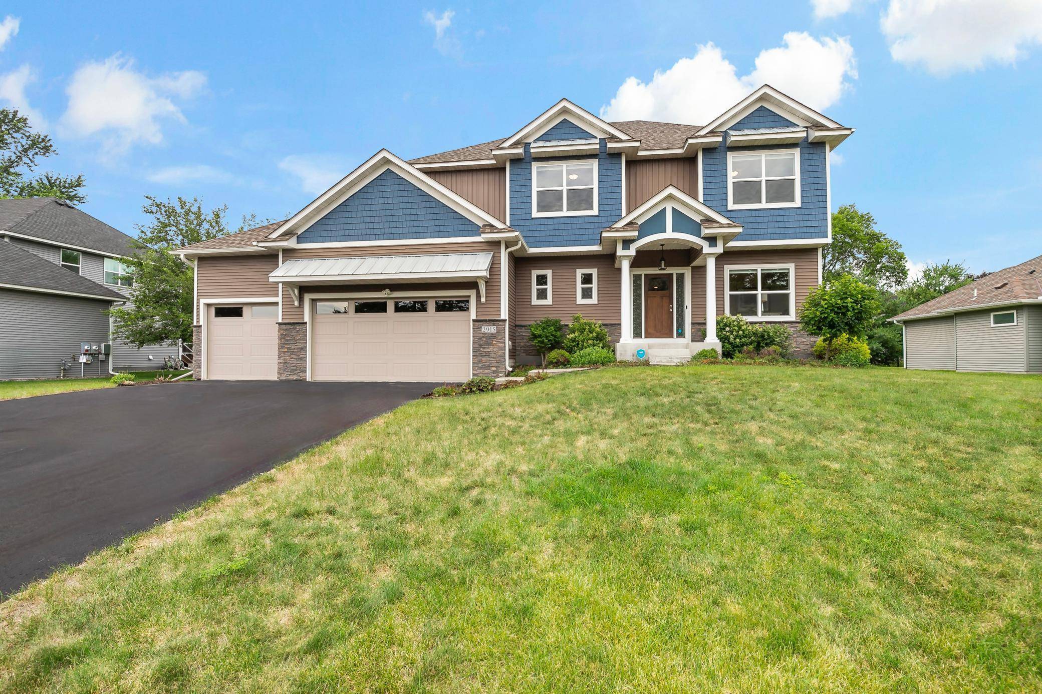 Little Canada, MN 55117,2915 Thunder Bay CT