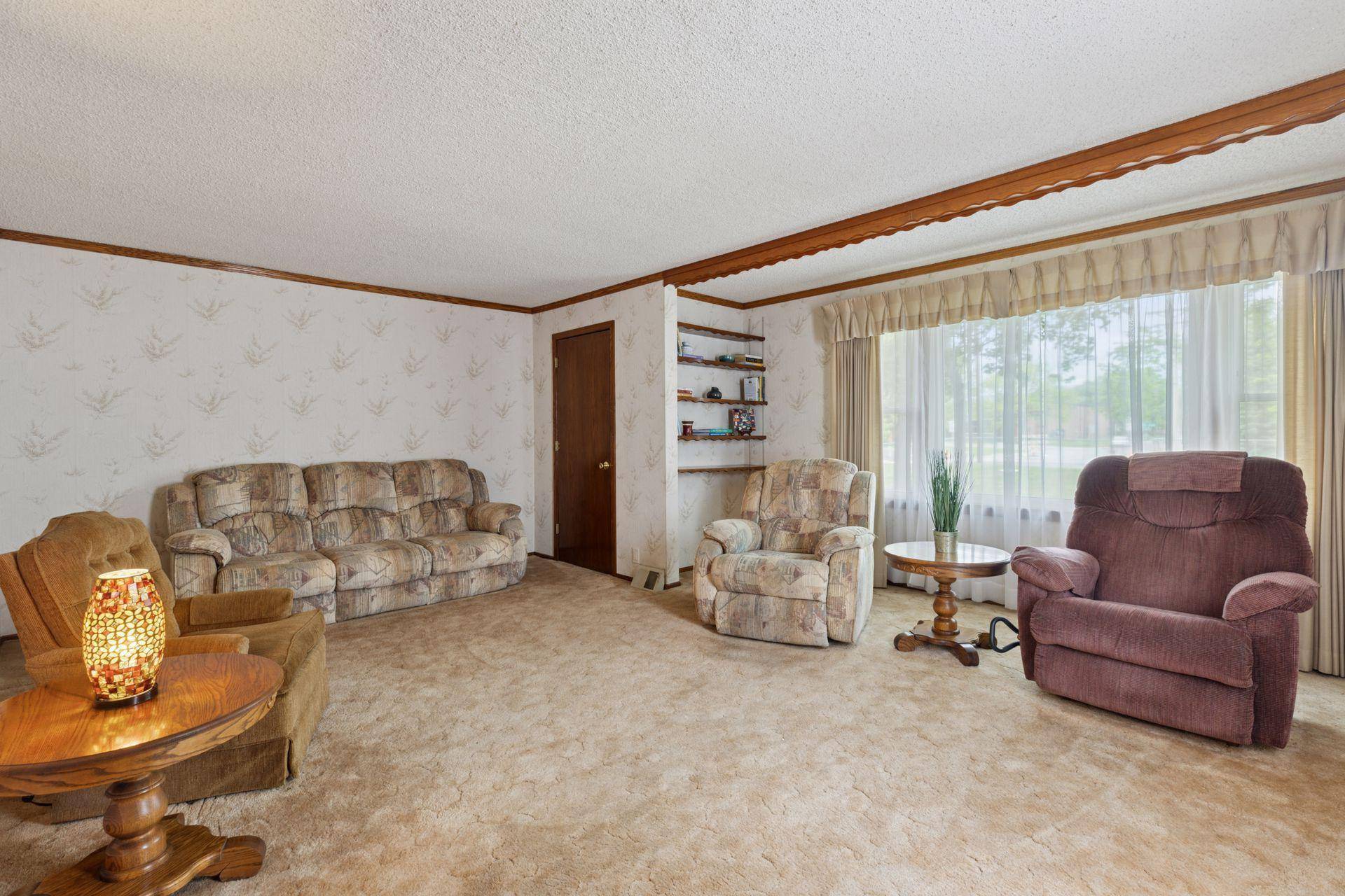 Blaine, MN 55434,1152 89th AVE NE