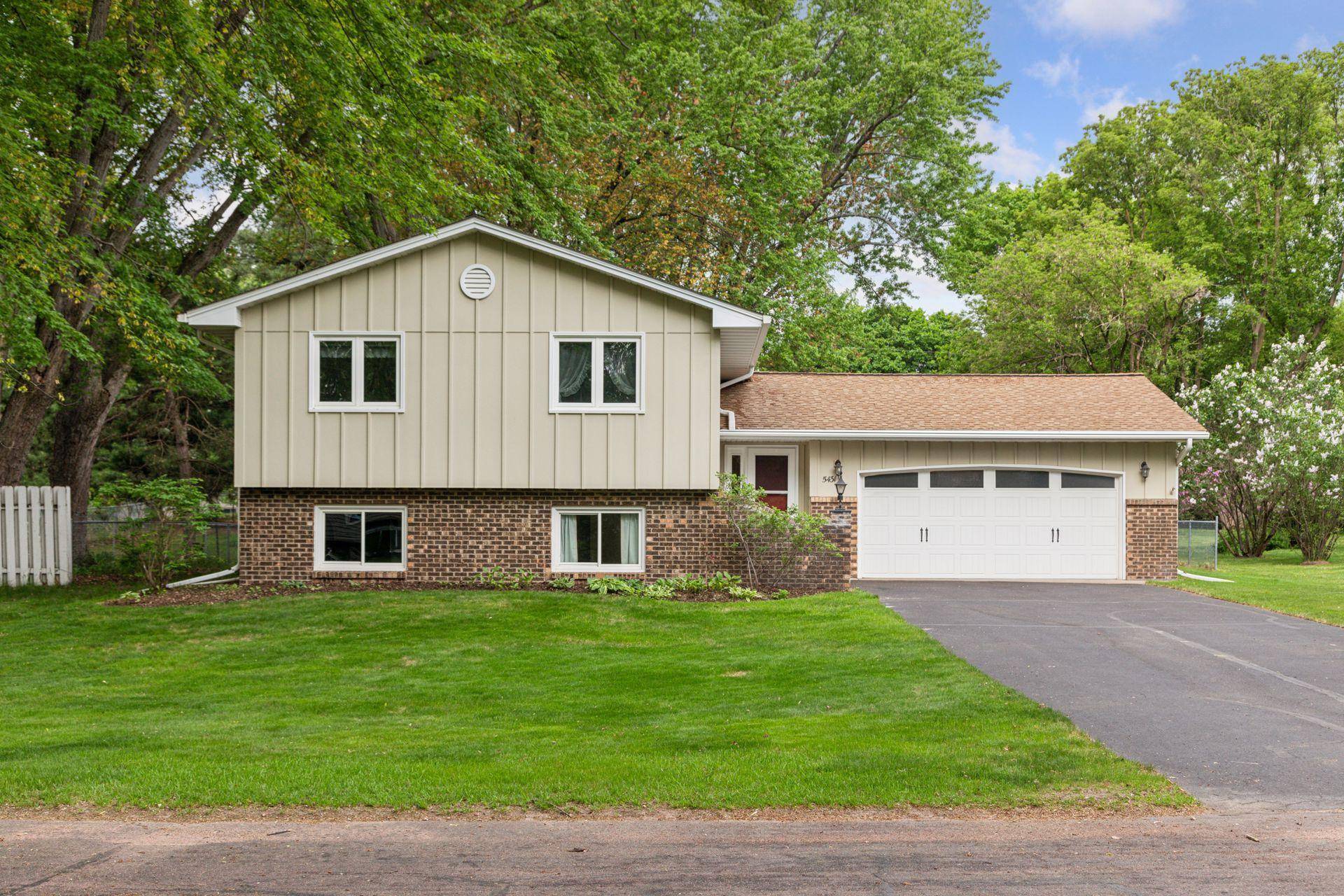 White Bear Twp, MN 55110,5431 Township DR