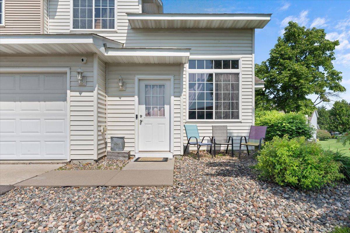 Hastings, MN 55033,2489 Yellowstone DR