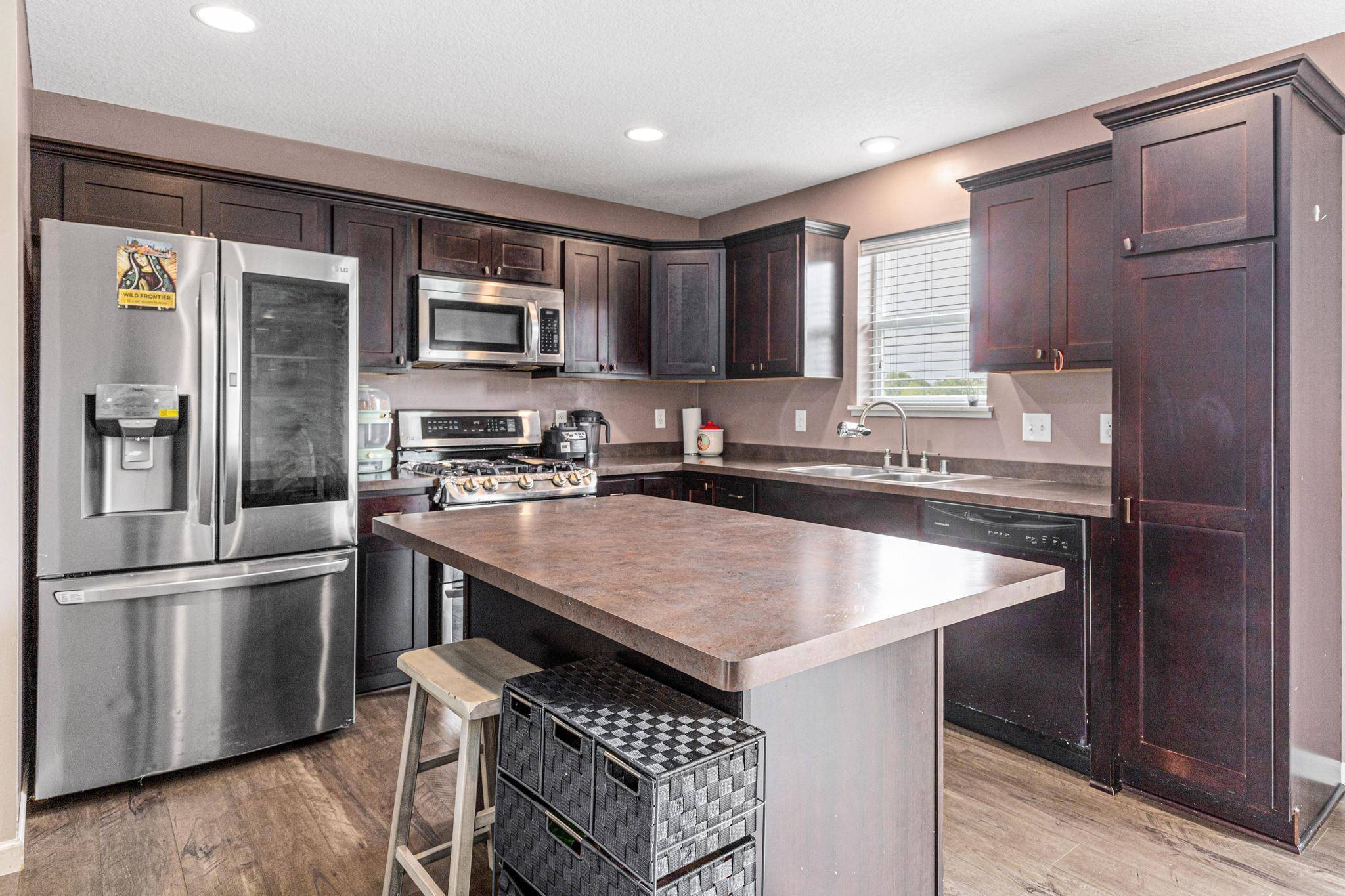 Belle Plaine, MN 56011,613 Farmers PL