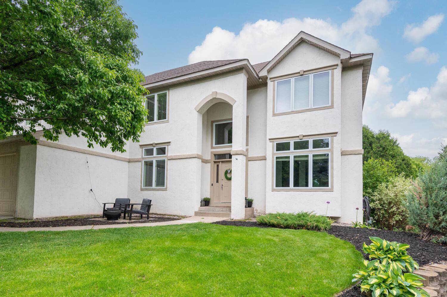 Chanhassen, MN 55317,7423 Fawn Hill RD