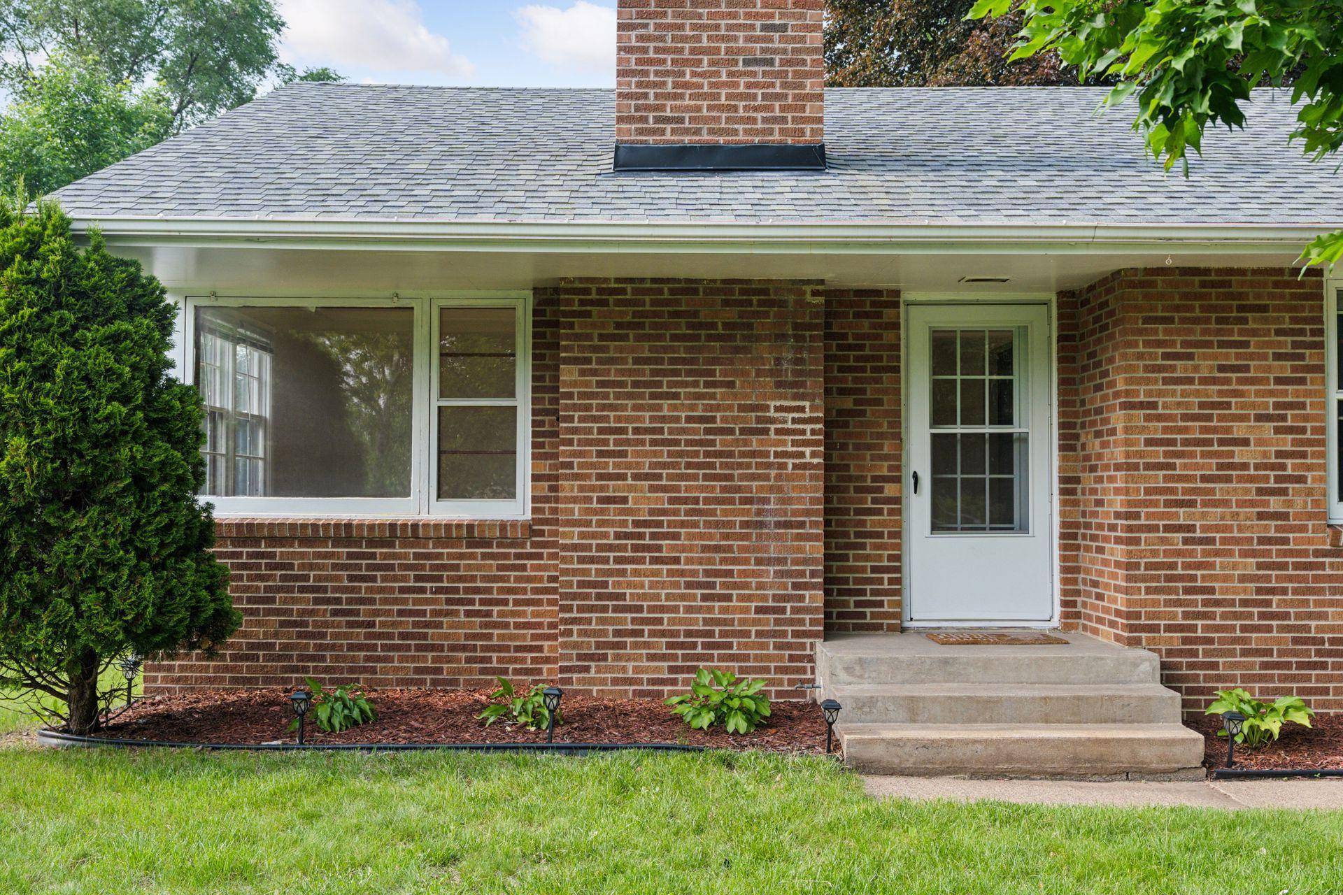 Fridley, MN 55432,515 66th AVE NE