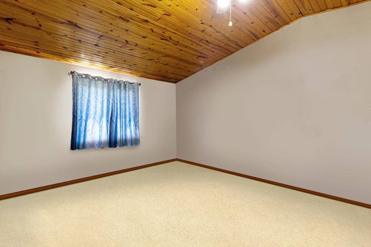Montgomery, MN 56069,410 Spruce AVE NW