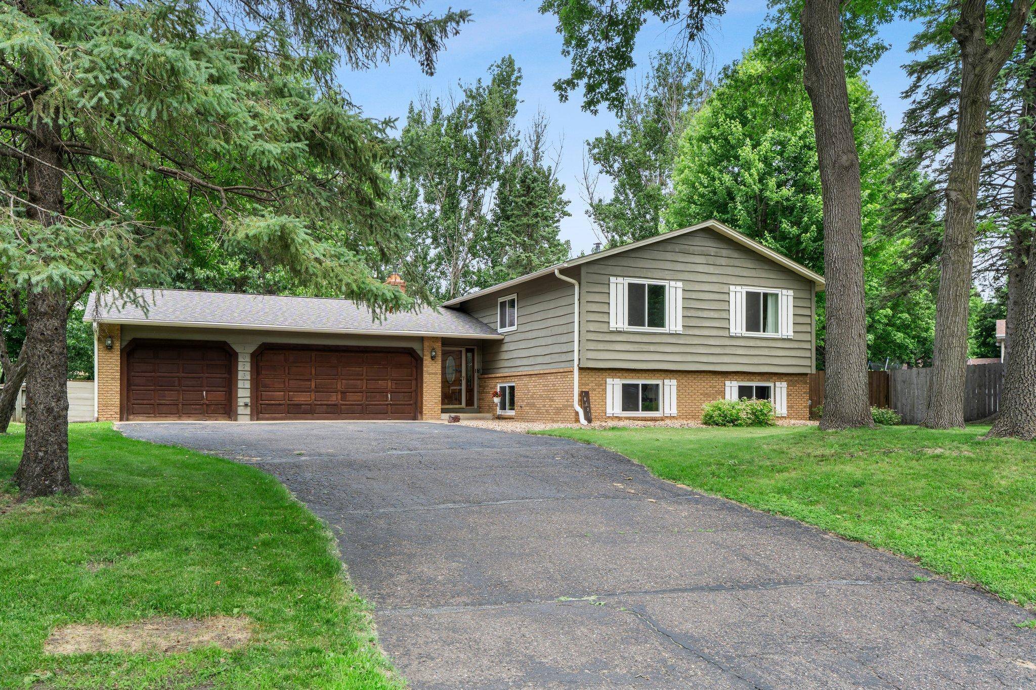 Blaine, MN 55434,10731 Taylor ST NE