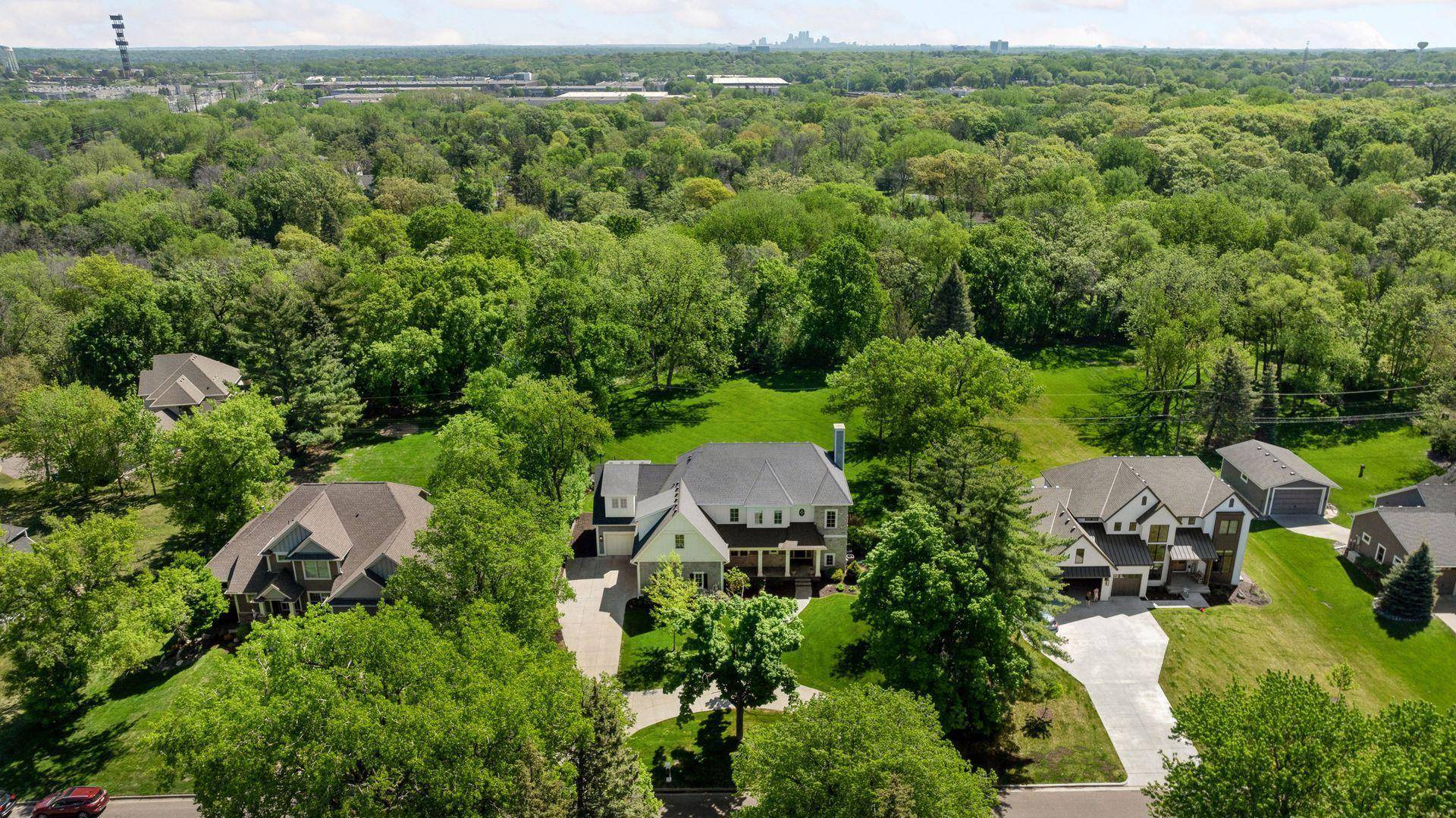 Plymouth, MN 55447,730 Lanewood LN N