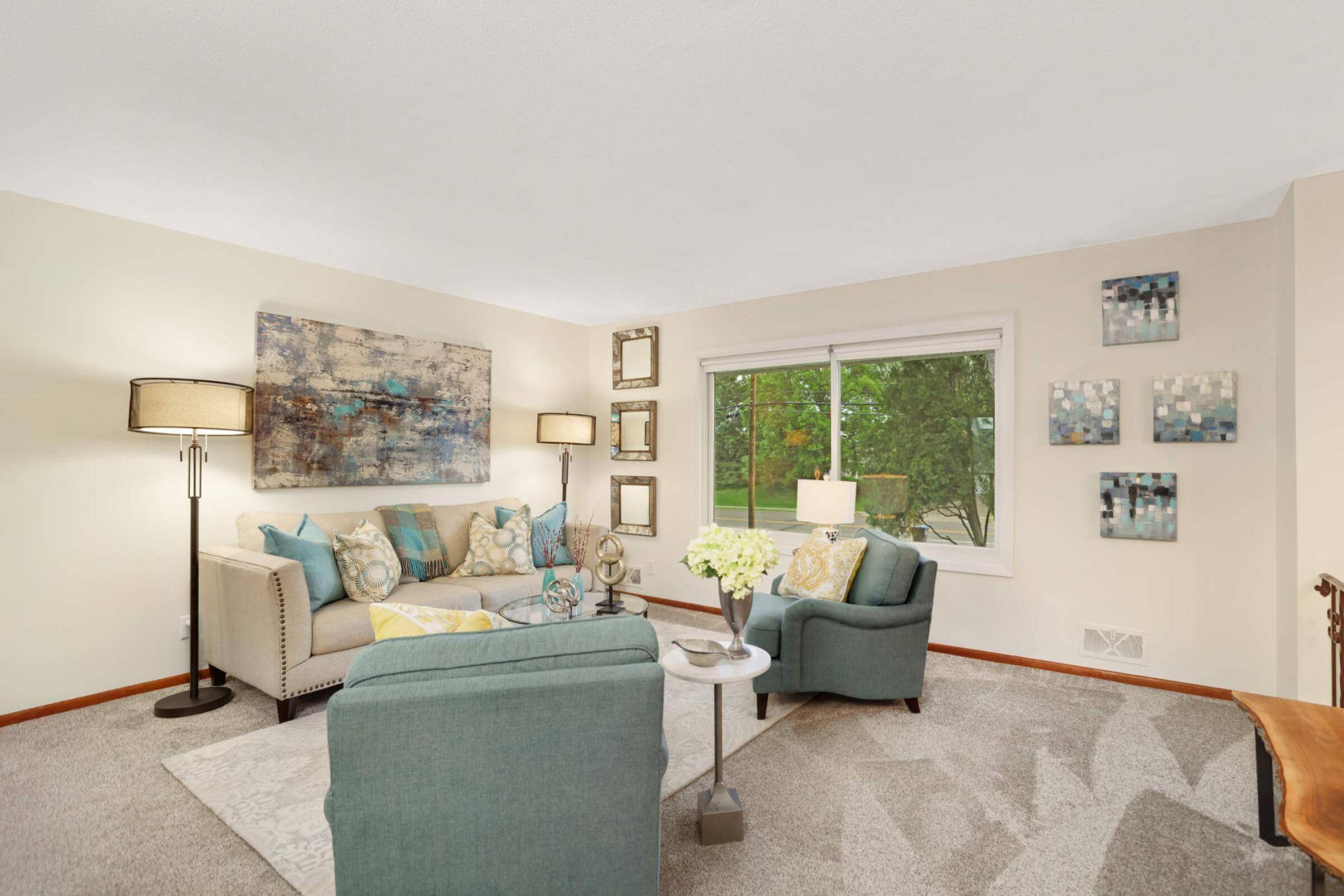 Roseville, MN 55113,685 County Road C W