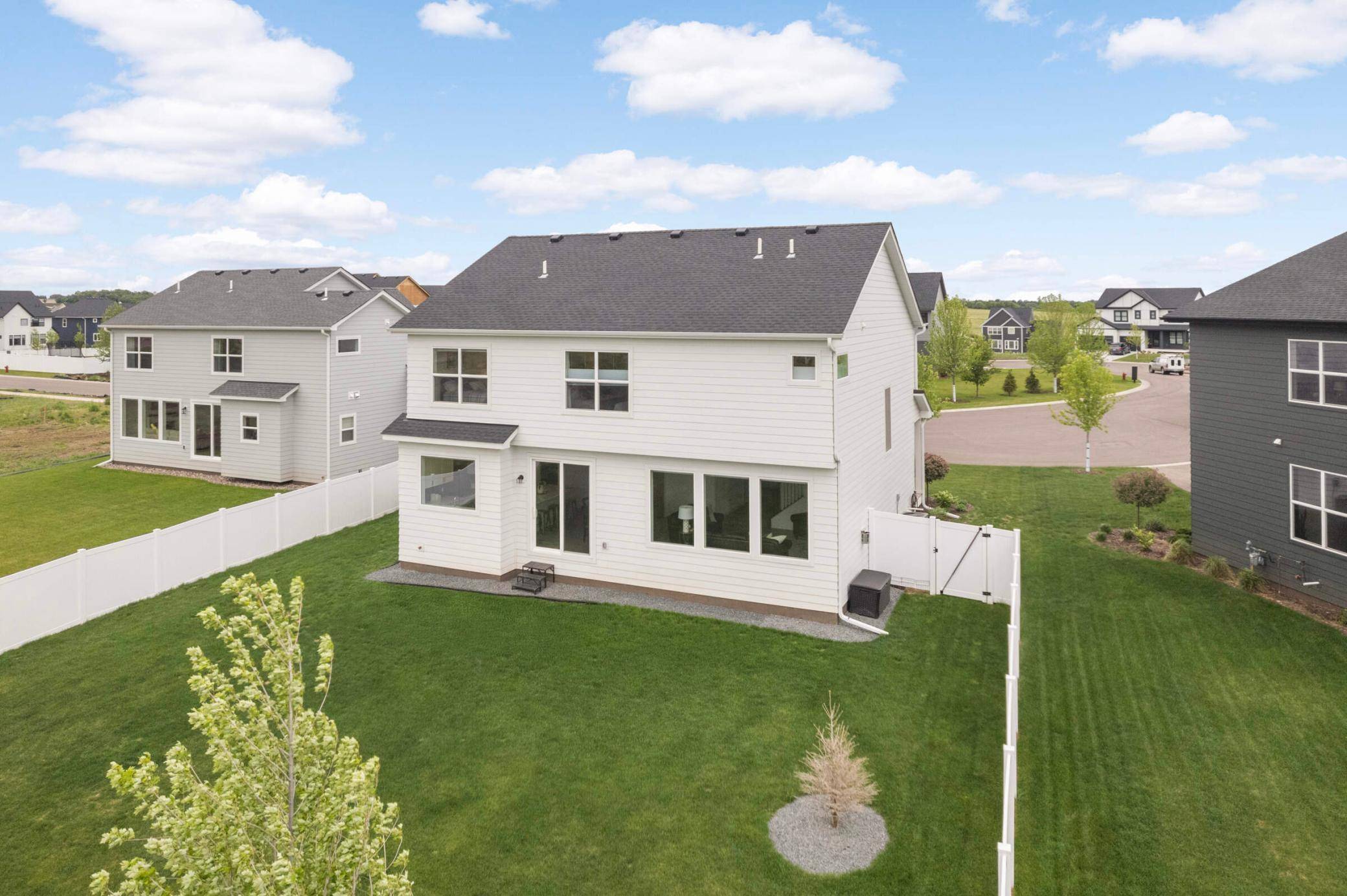 Woodbury, MN 55125,5026 Airlake Draw