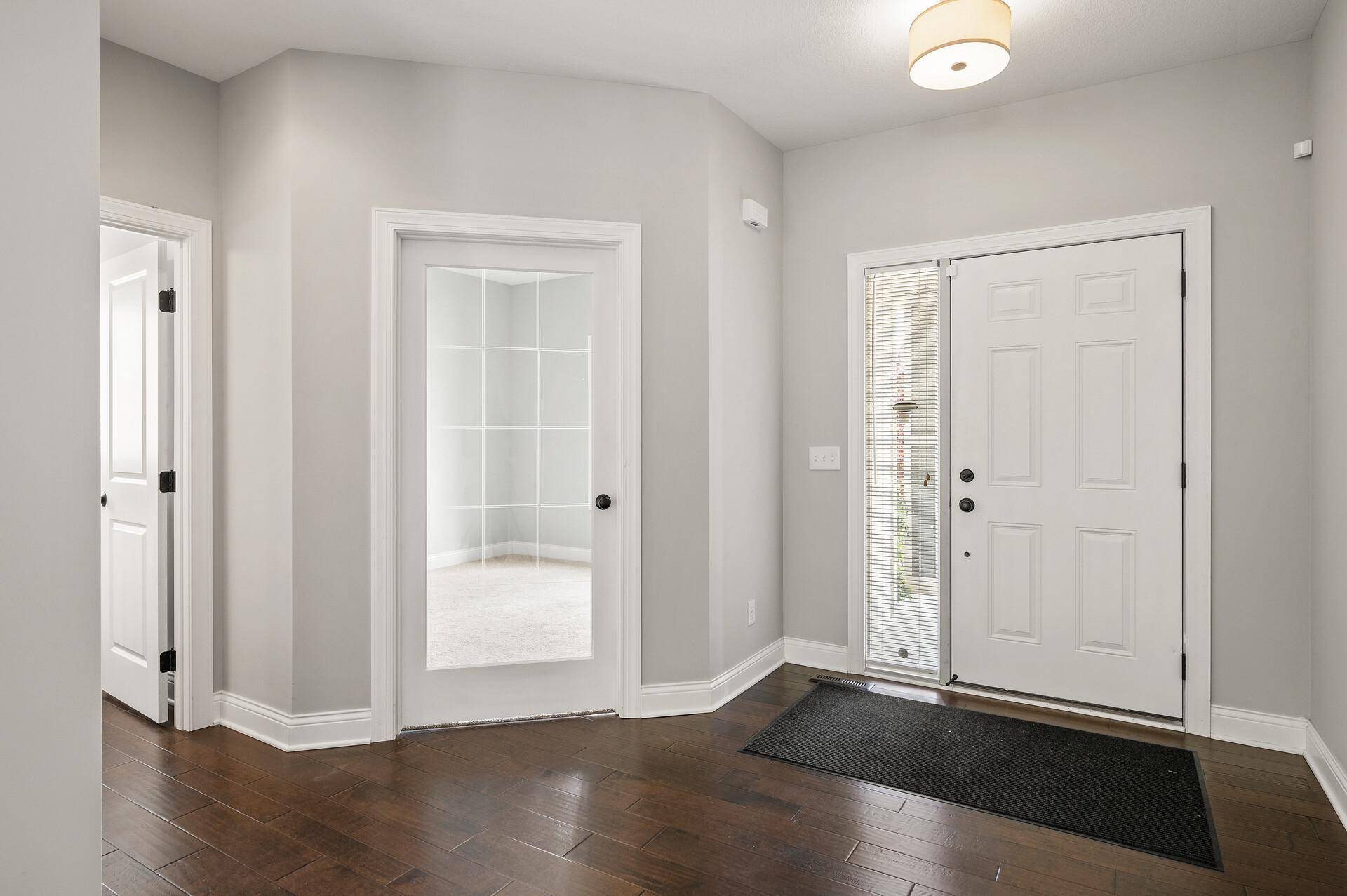 Chaska, MN 55318,1206 Rosemary LN