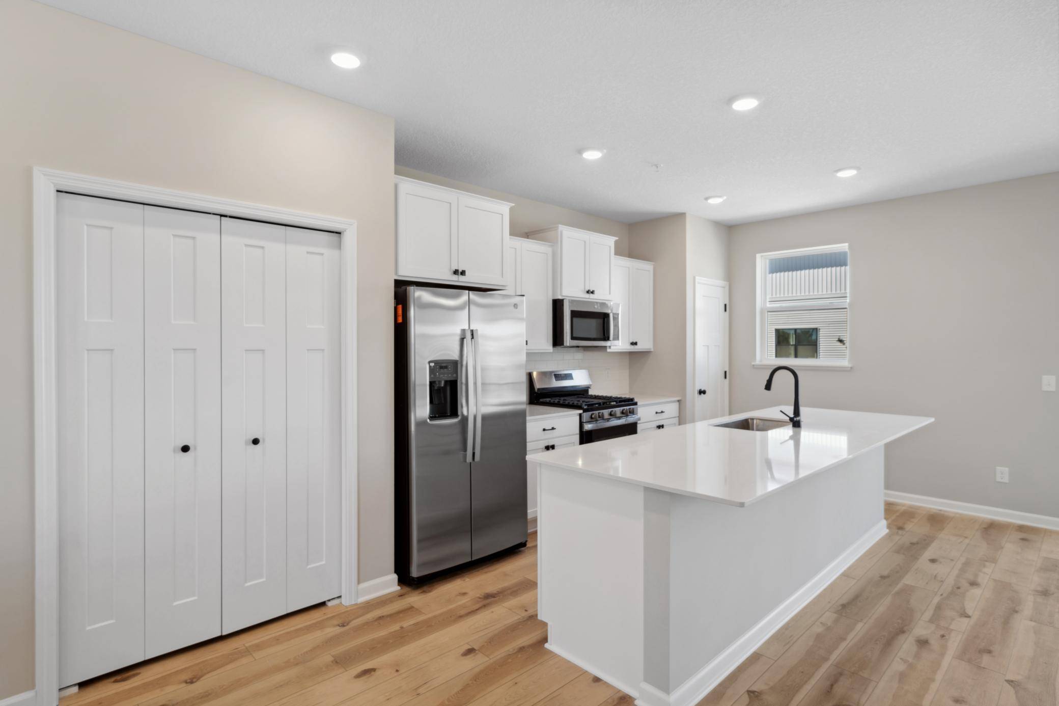 Victoria, MN 55318,10295 Birchwood CIR