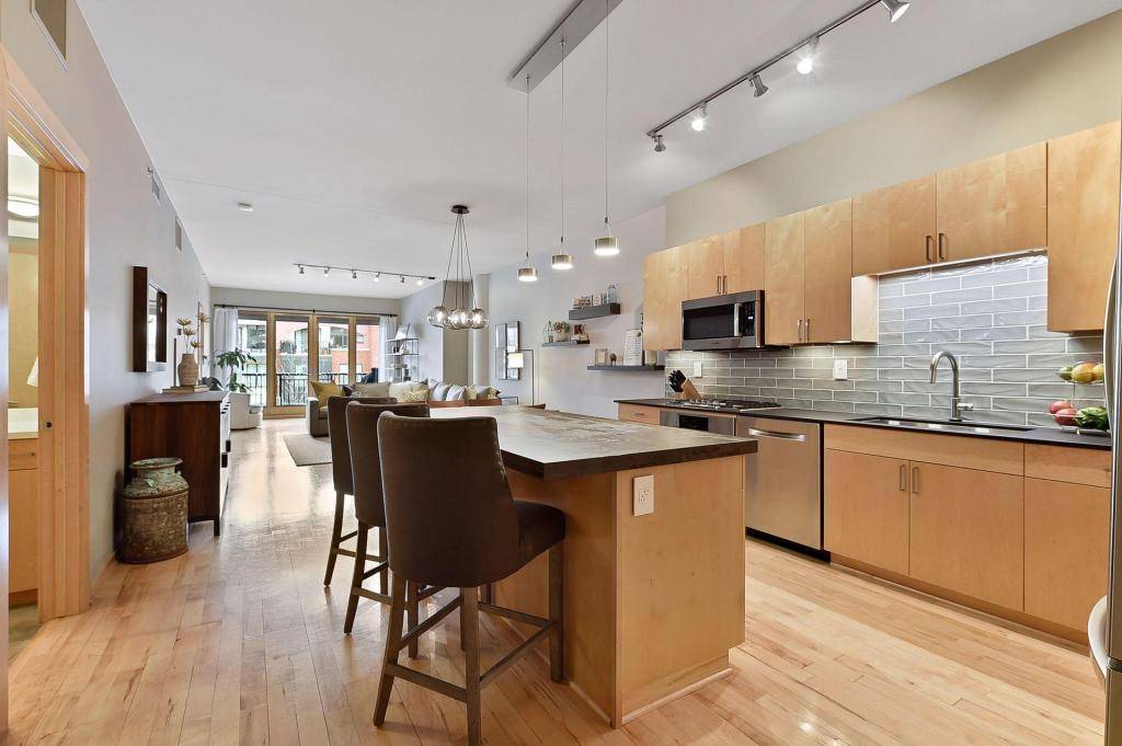 Minneapolis, MN 55401,401 N 2nd ST #314