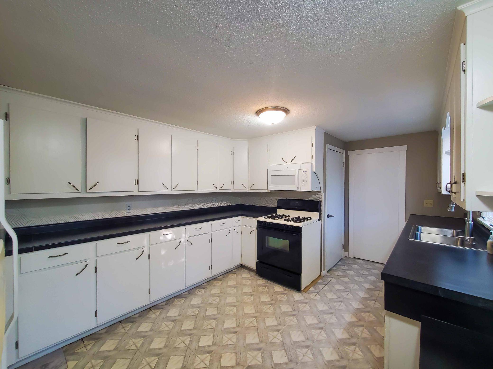 Elk River, MN 55330,732 Vernon AVE NW