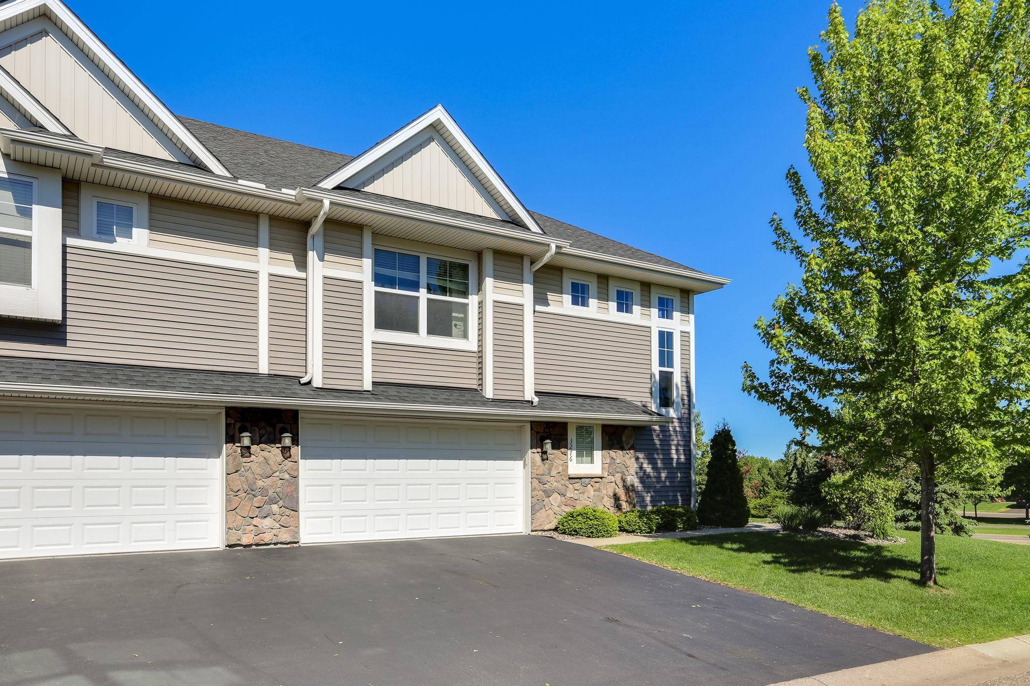 Woodbury, MN 55129,3276 Lakewood TRL
