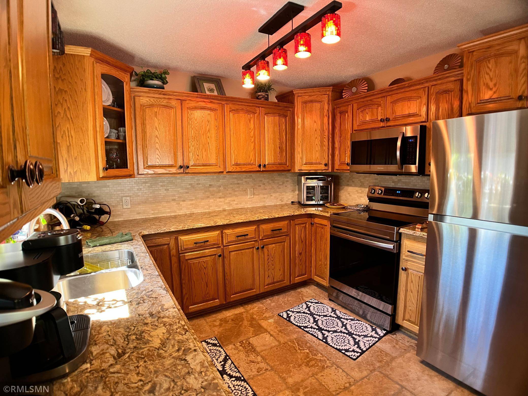 Sartell, MN 56377,204 10th ST N