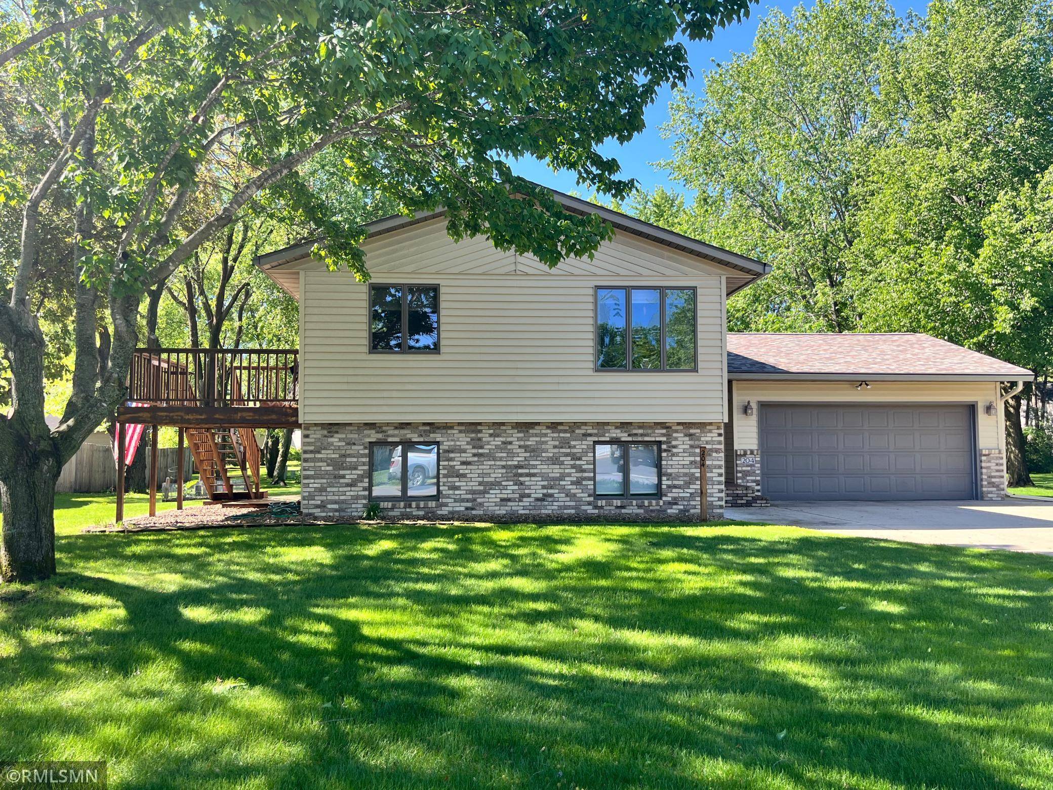 Sartell, MN 56377,204 10th ST N