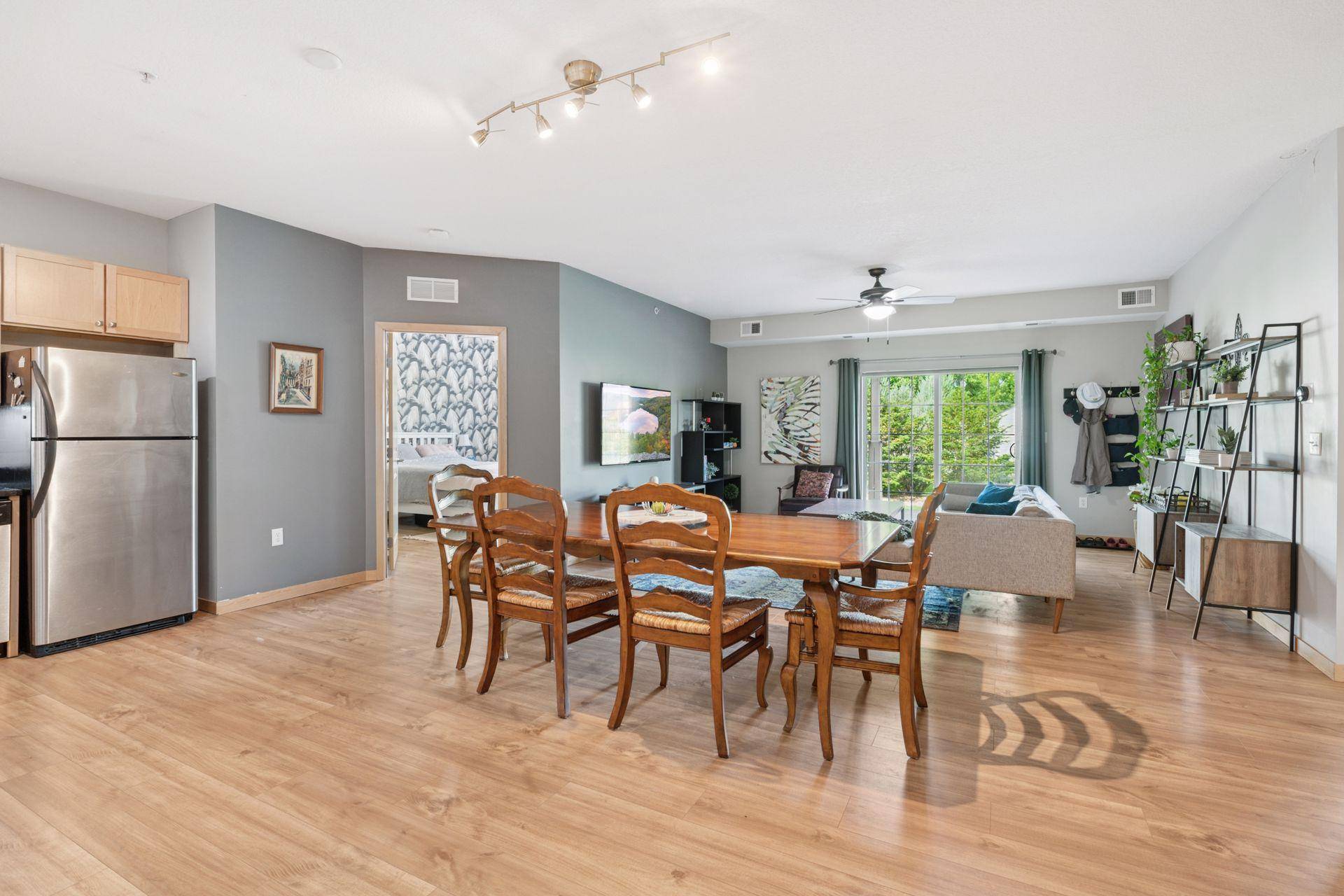 Saint Louis Park, MN 55416,4132 Vernon AVE S #A103