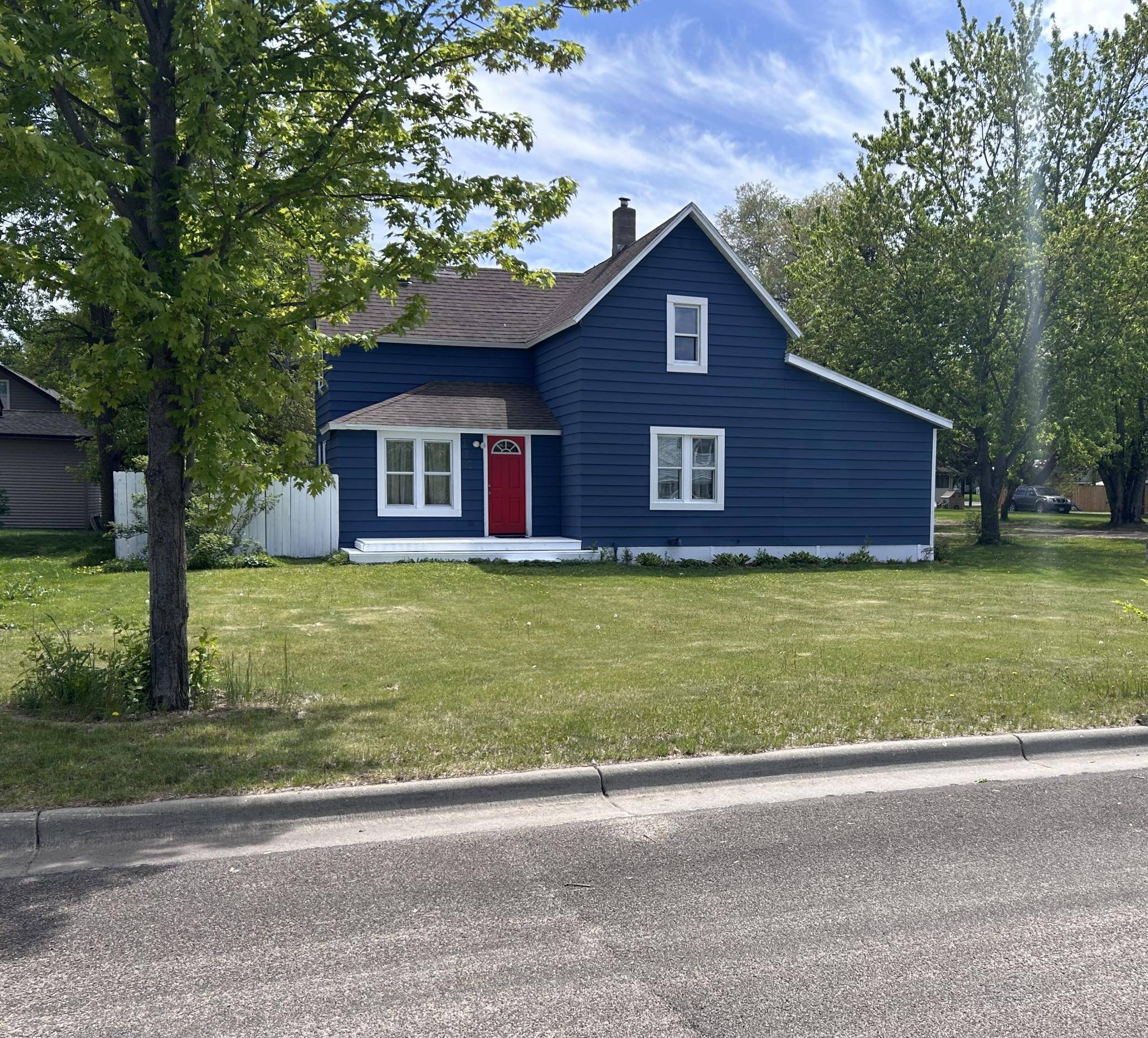 Henning, MN 56551,110 Poulson AVE