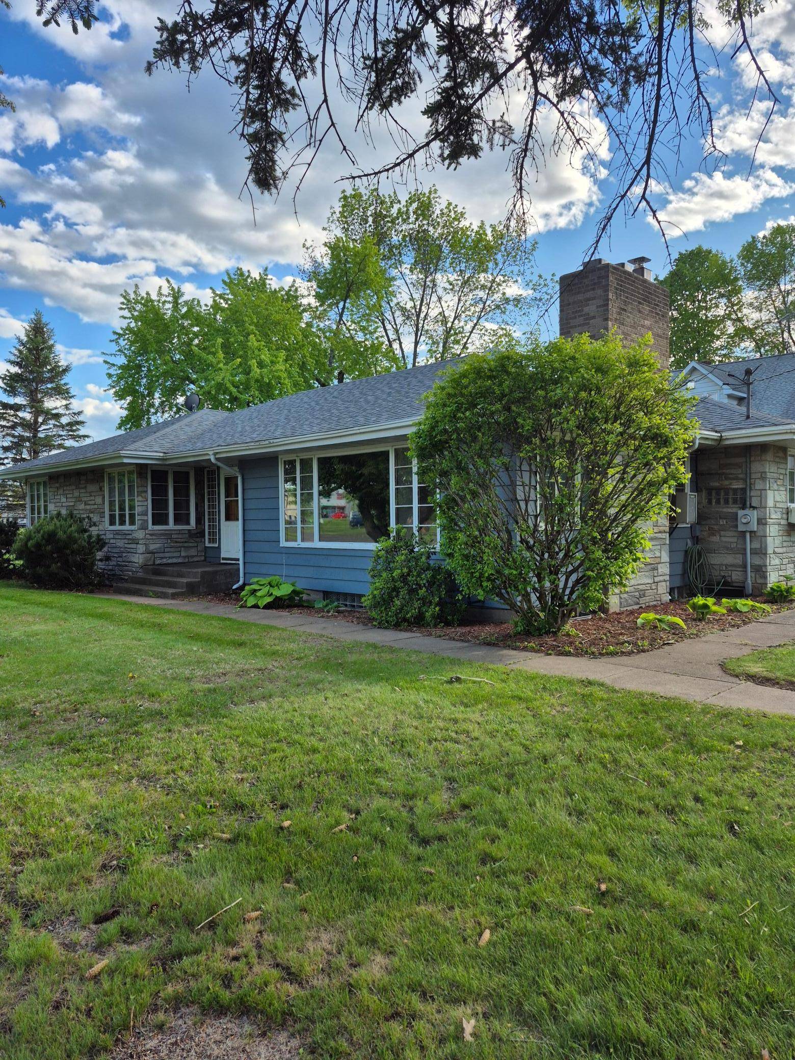 Grantsburg, WI 54840,227 E Summit AVE