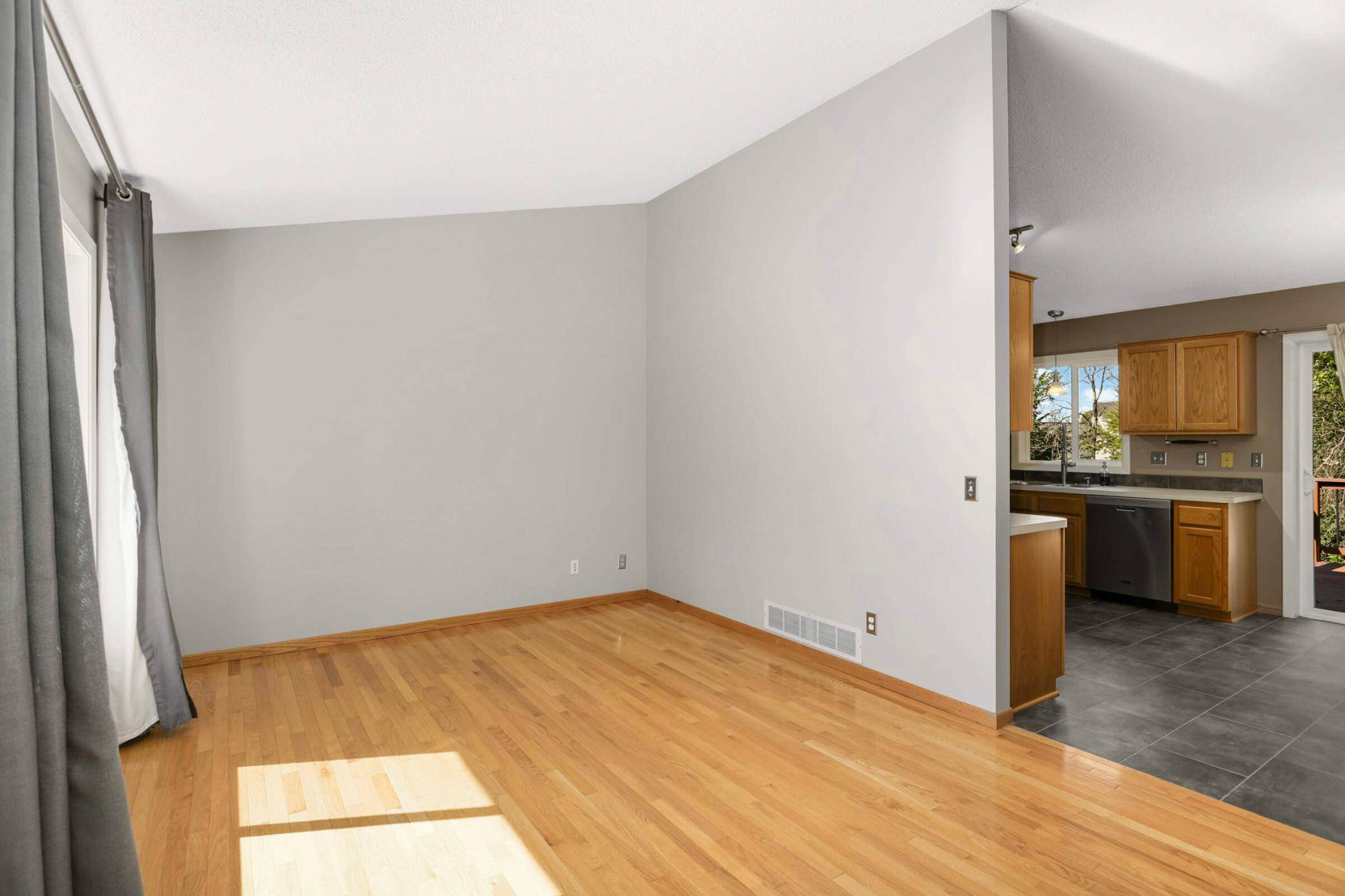 Plymouth, MN 55441,13636 5th AVE N