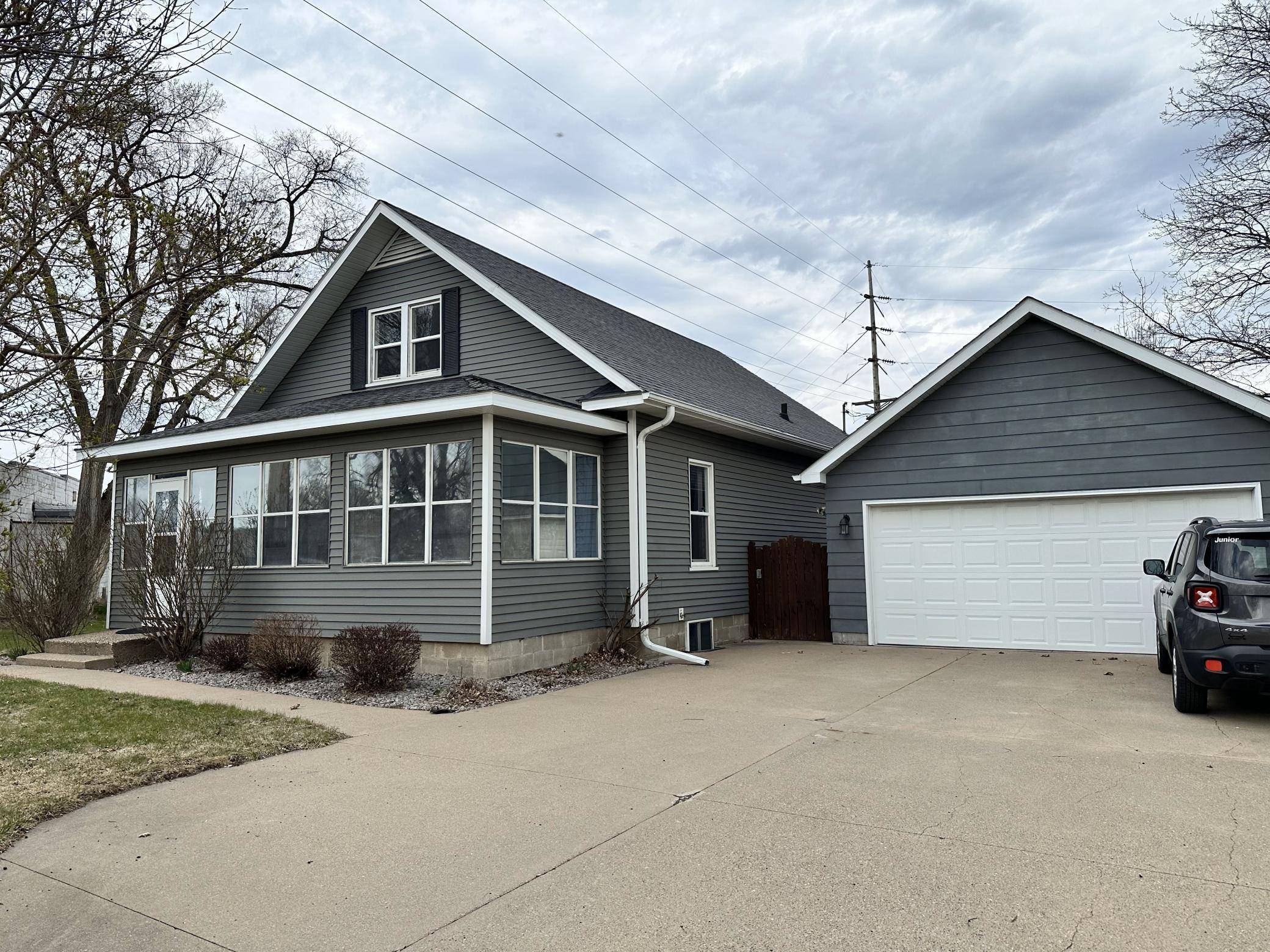 Winona, MN 55987,352 Wayne St