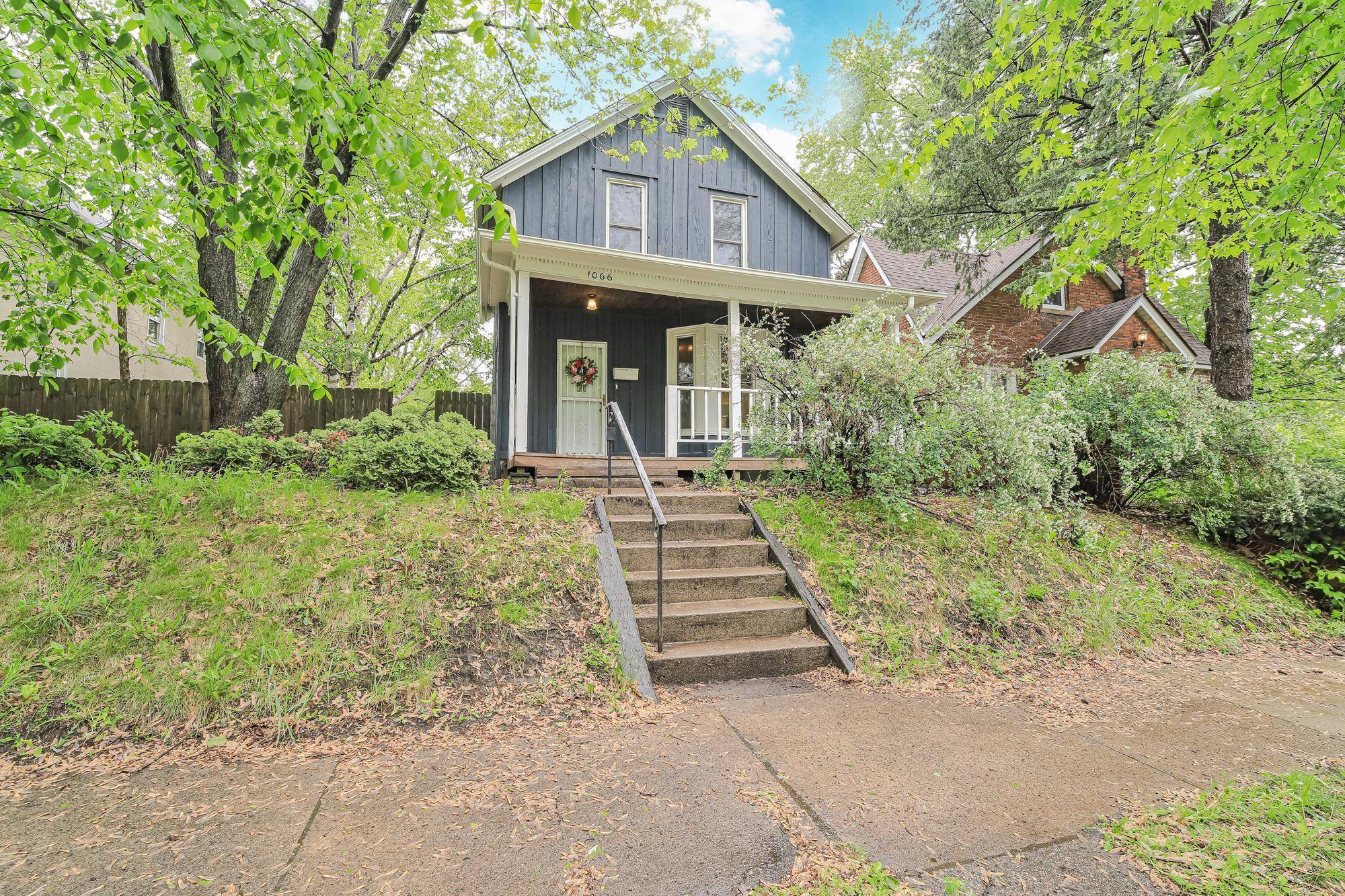 Saint Paul, MN 55106,1066 Reaney AVE