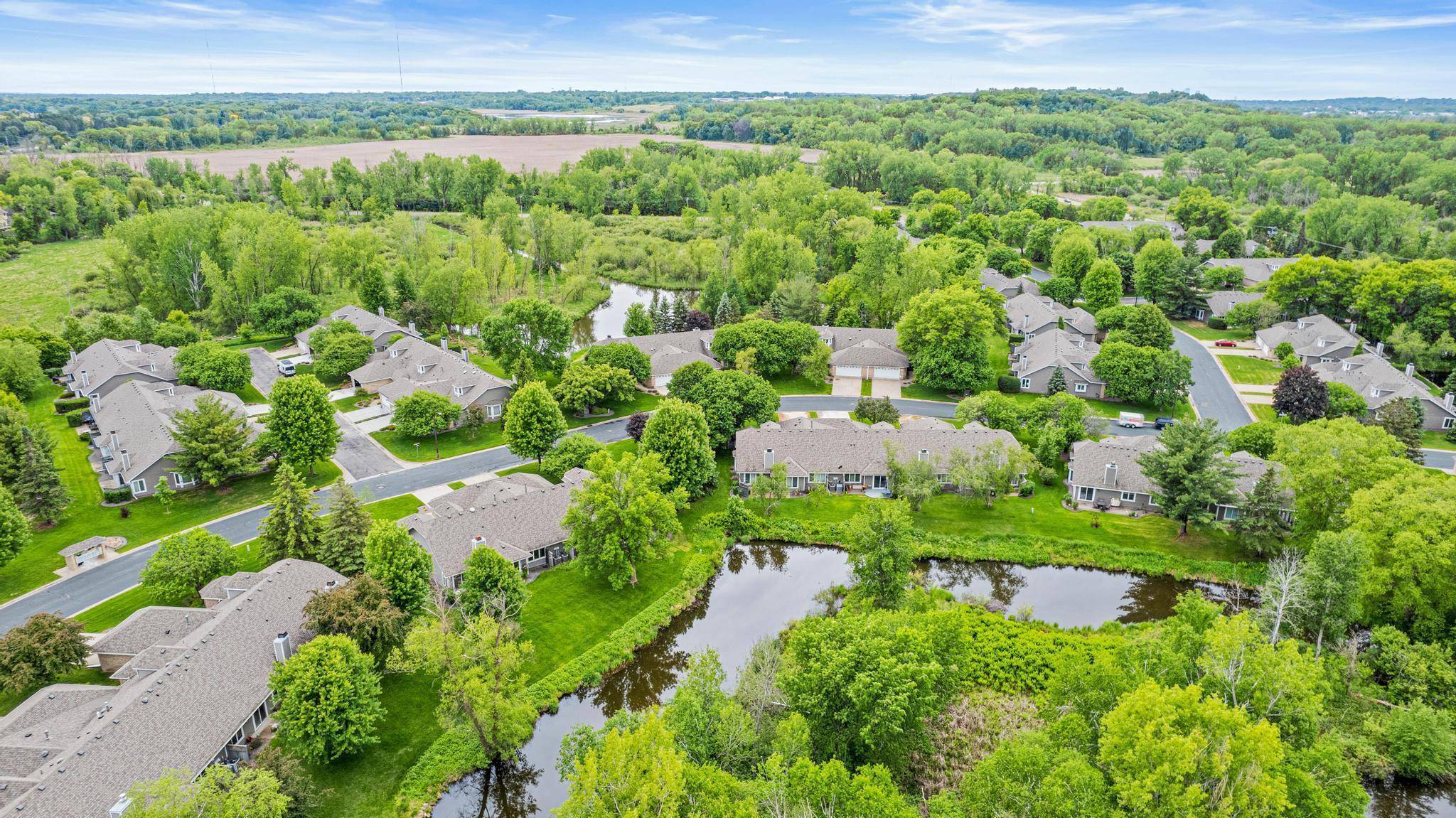 Shoreview, MN 55126,1263 Silverthorn DR