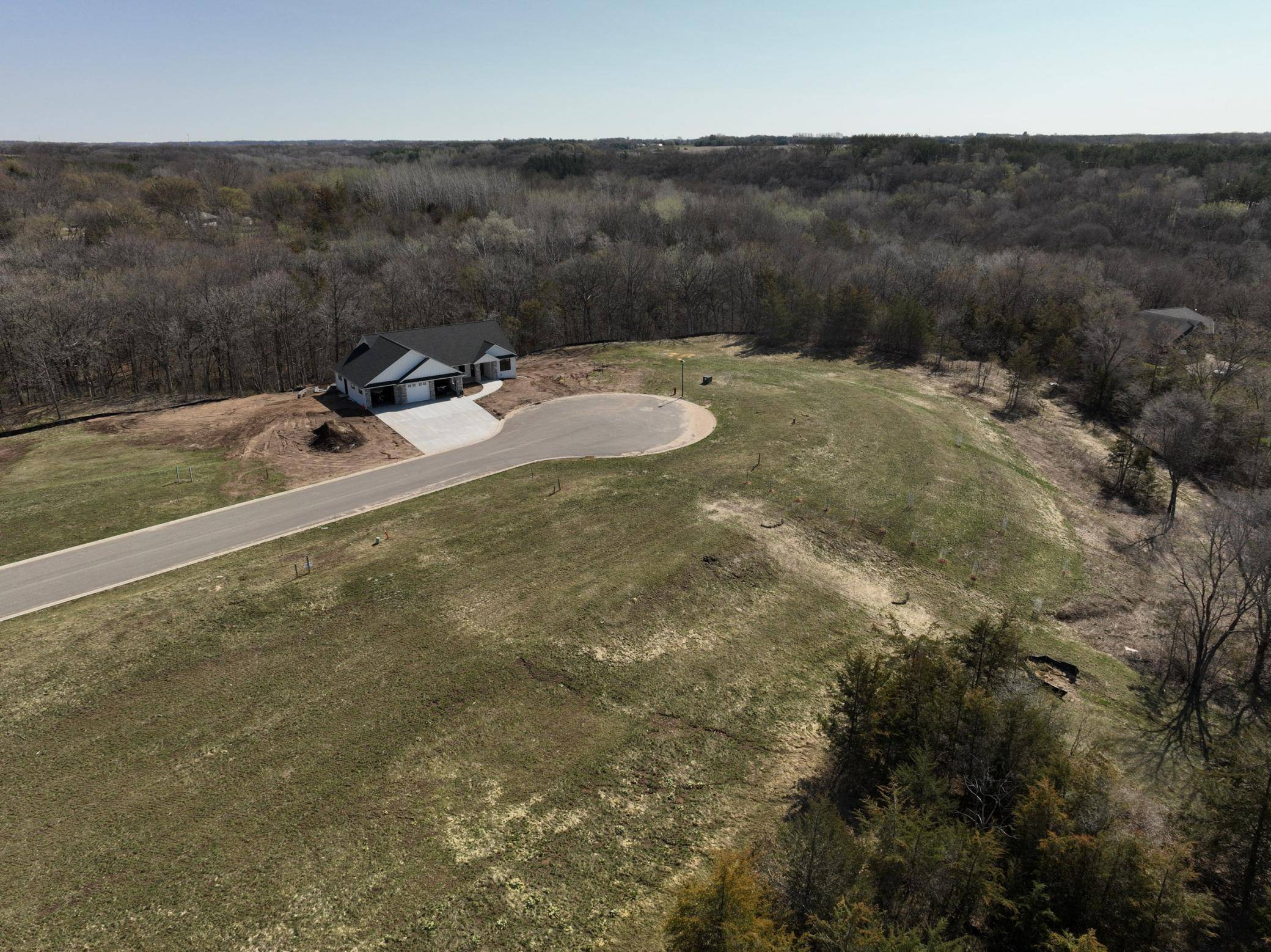 Prescott, WI 54021,341 Linden RD