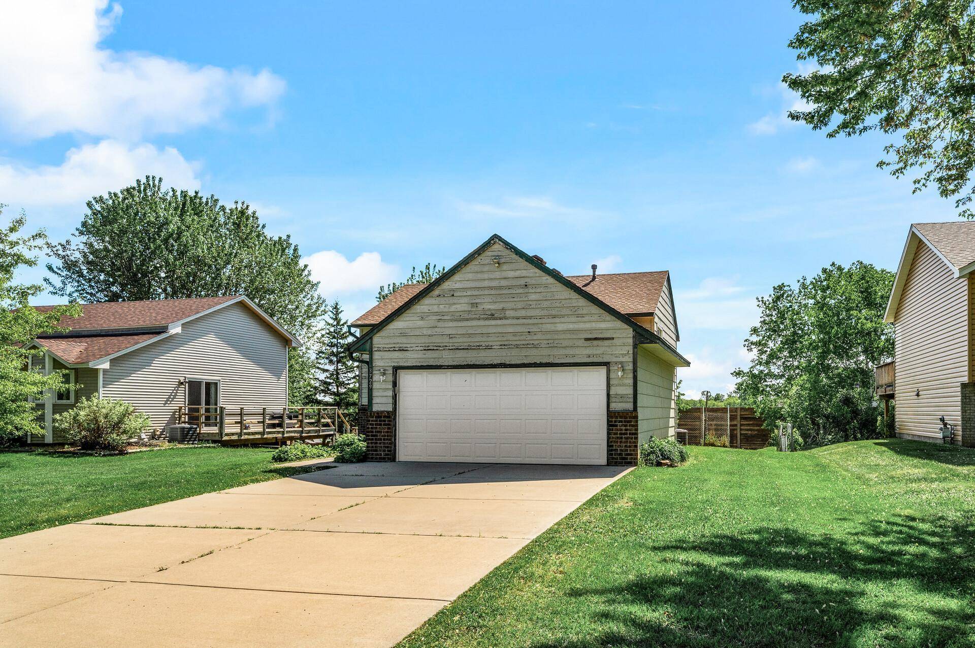 Oakdale, MN 55128,3729 Hamlet AVE N