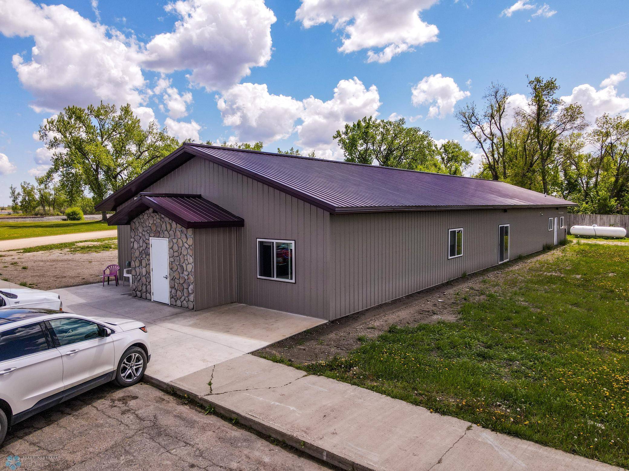 Fingal, ND 58031,329 3rd ST