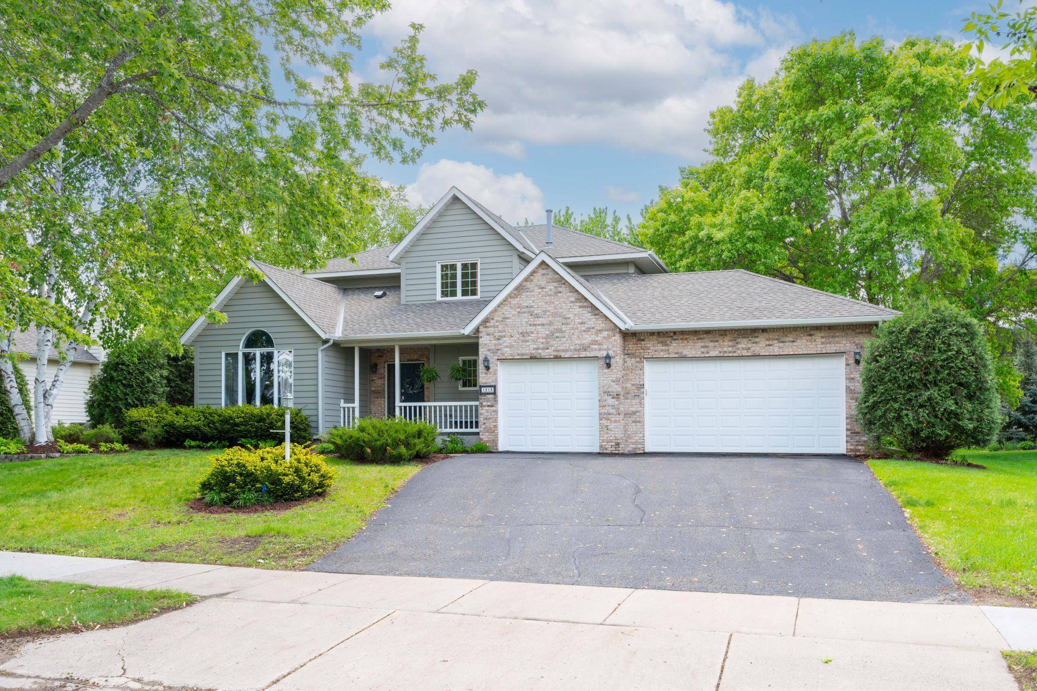Saint Cloud, MN 56303,1212 Mill Creek CIR
