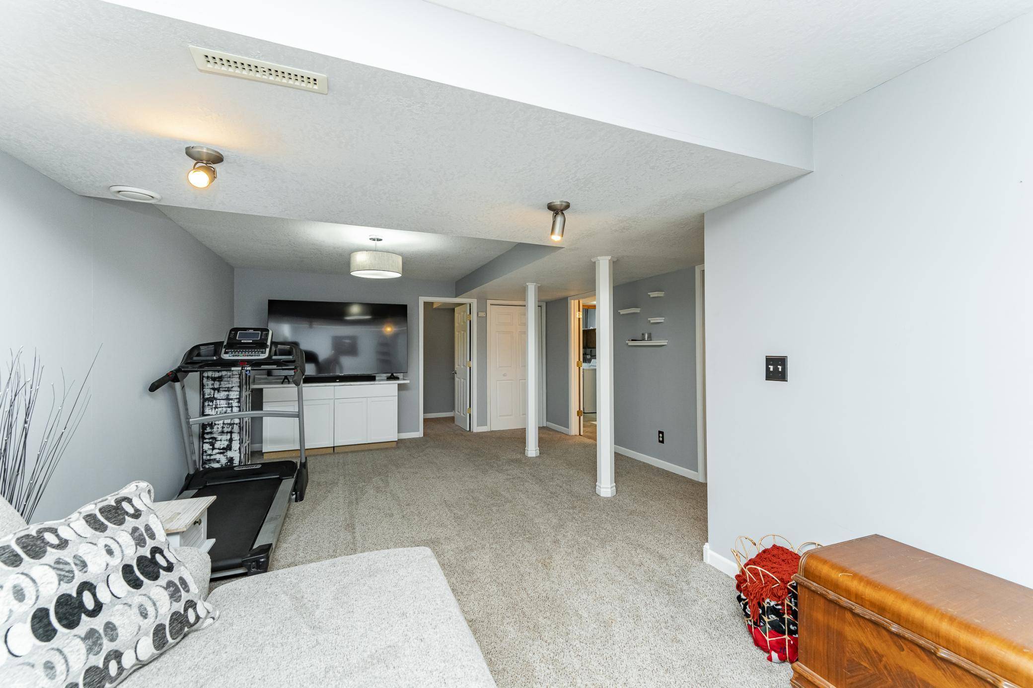 Dover, MN 55929,106 S Oak ST
