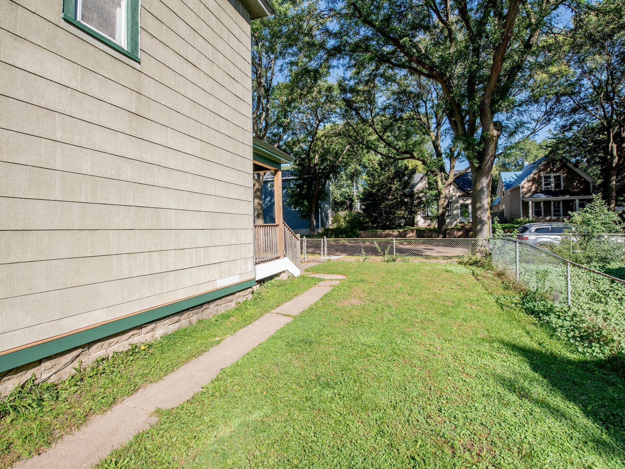 Saint Paul, MN 55117,310 Burgess ST