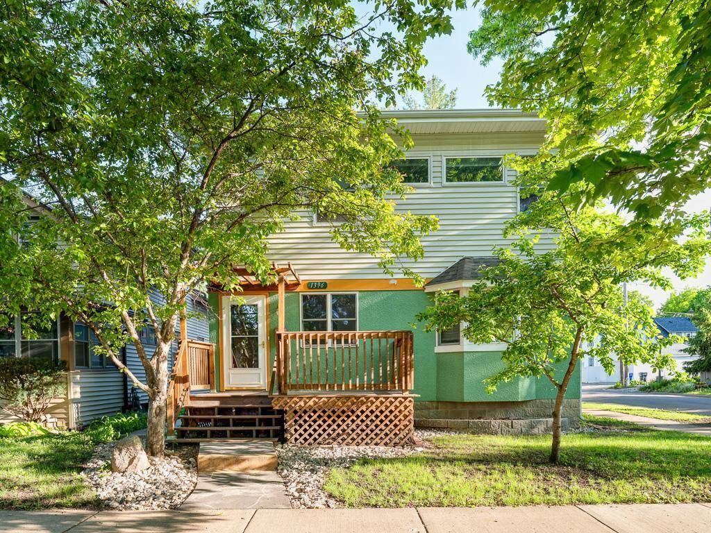 Saint Paul, MN 55105,1396 Palace AVE