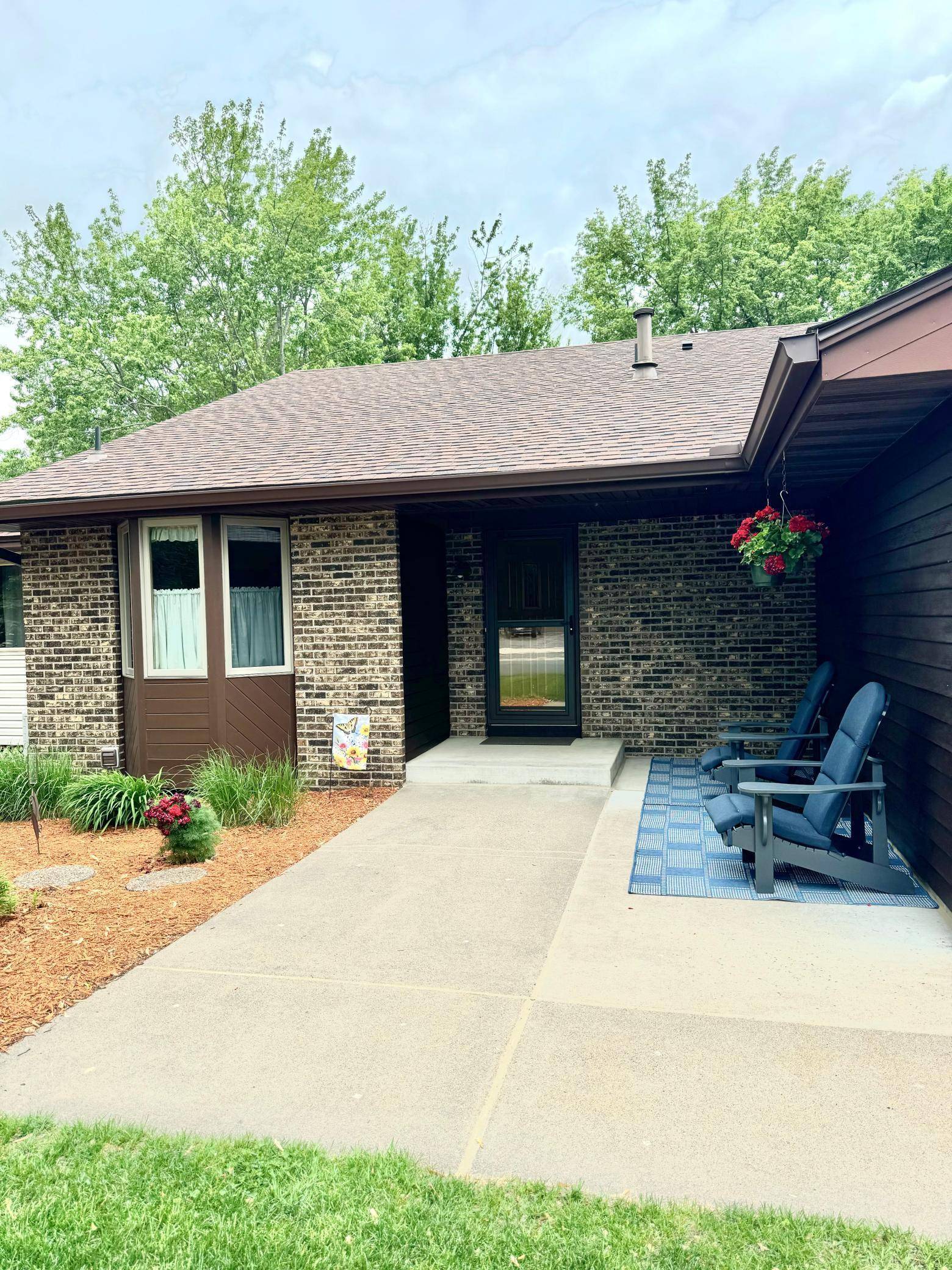 Circle Pines, MN 55014,111 Canterbury RD