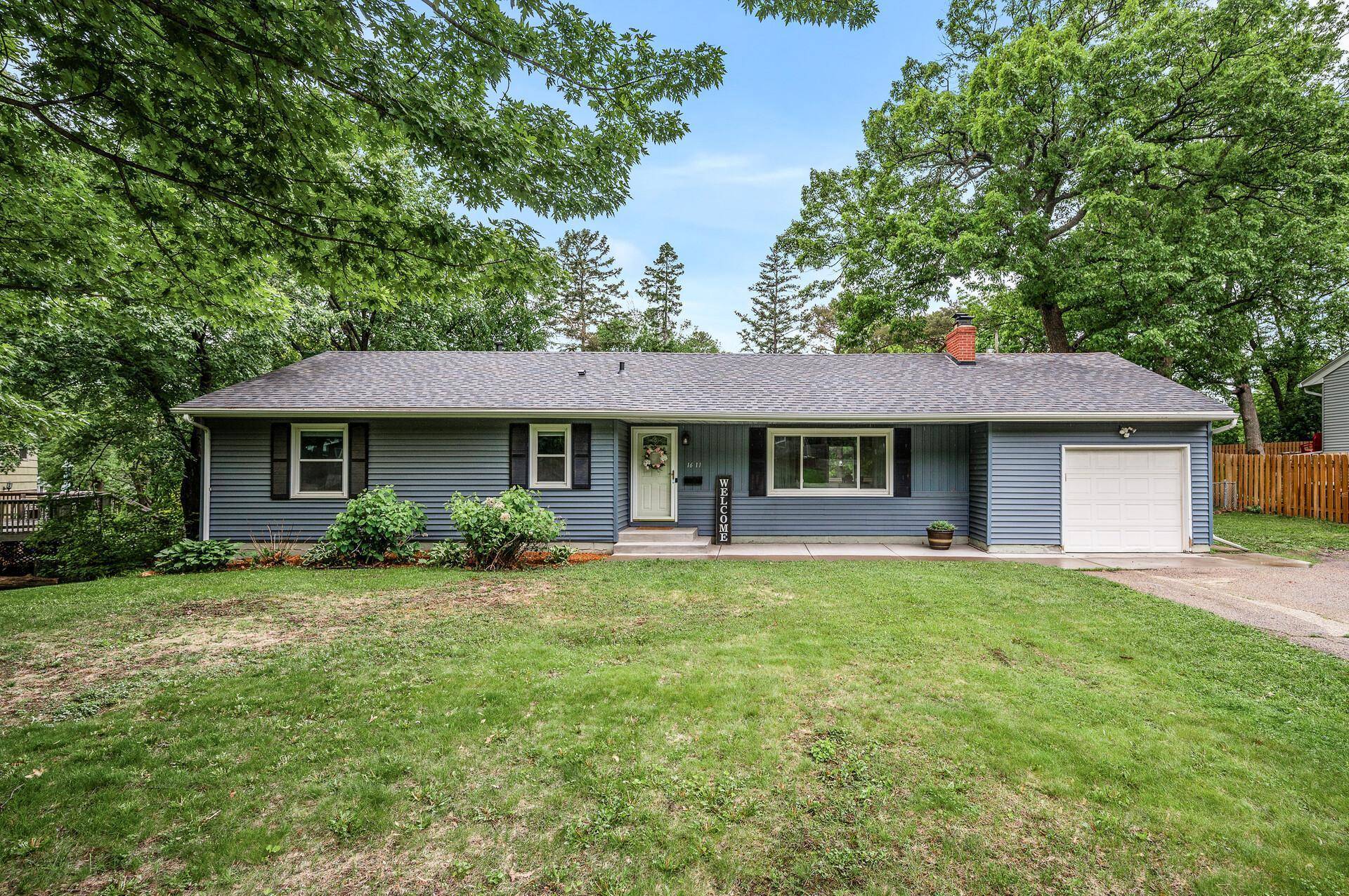 Golden Valley, MN 55427,1611 Winnetka AVE N