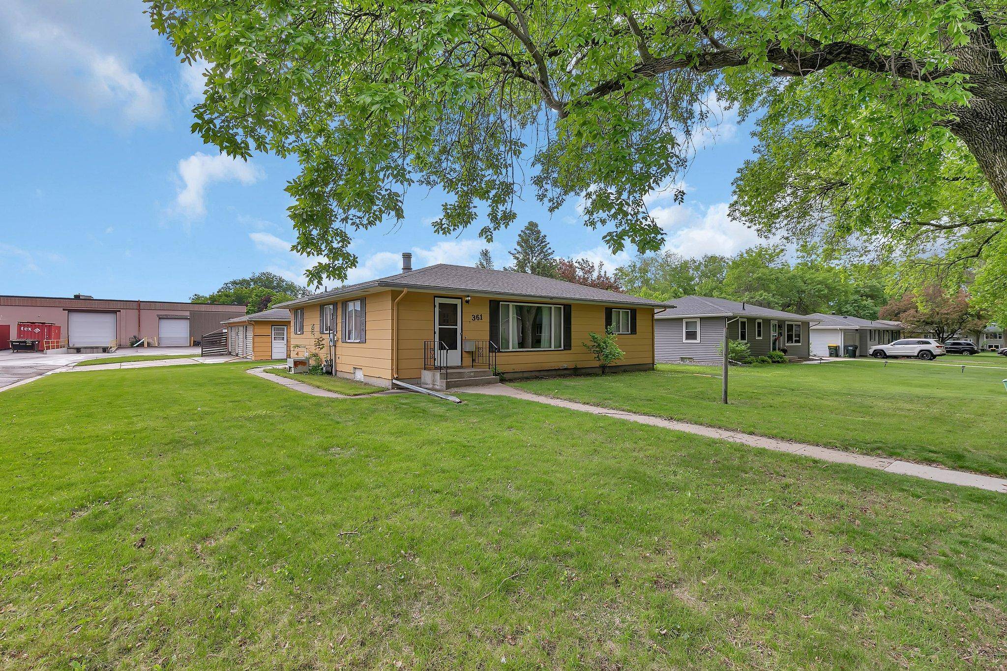 Willmar, MN 56201,361 14th ST SE
