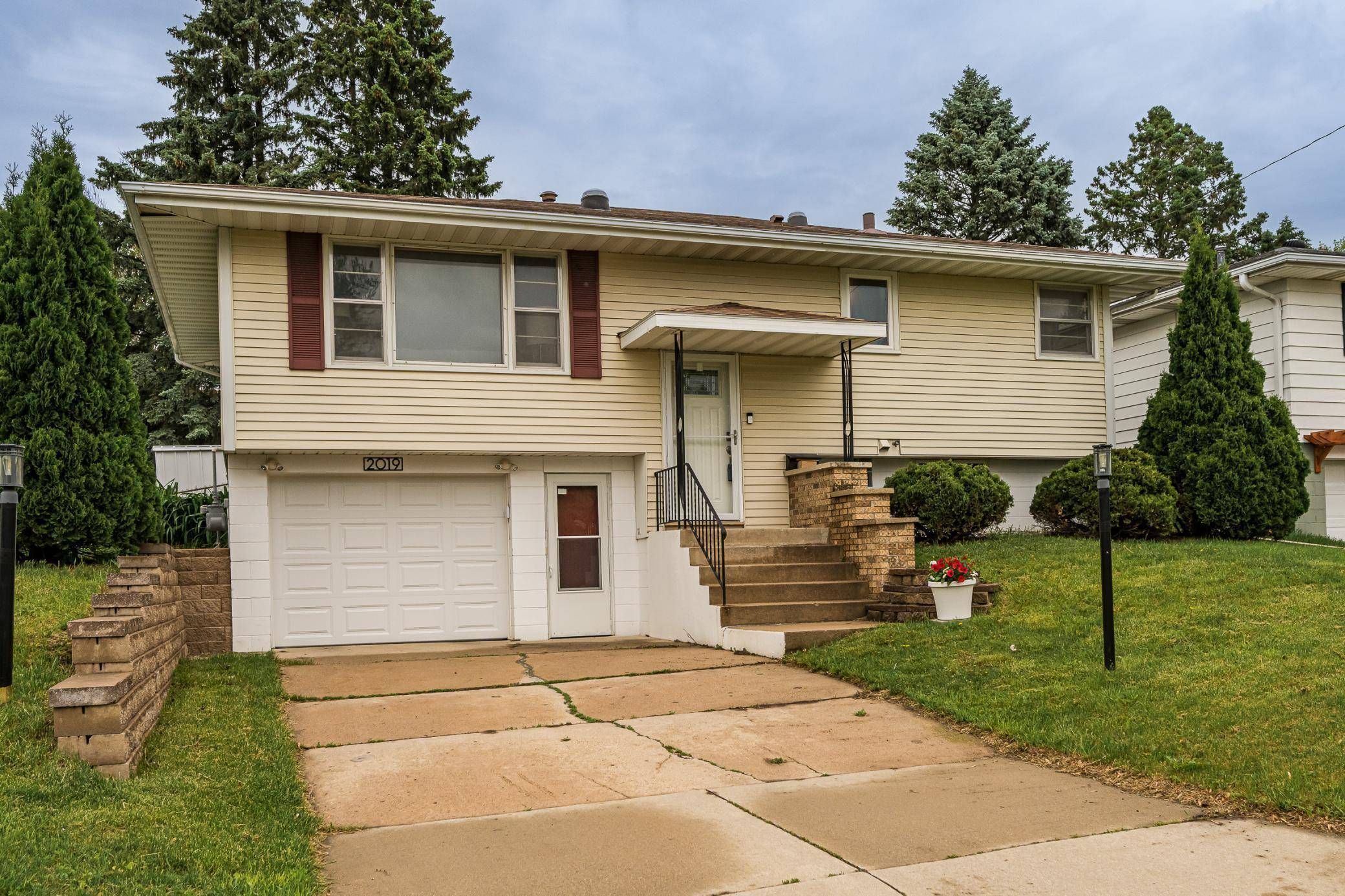 Rochester, MN 55901,2019 18 1/2 ST NW