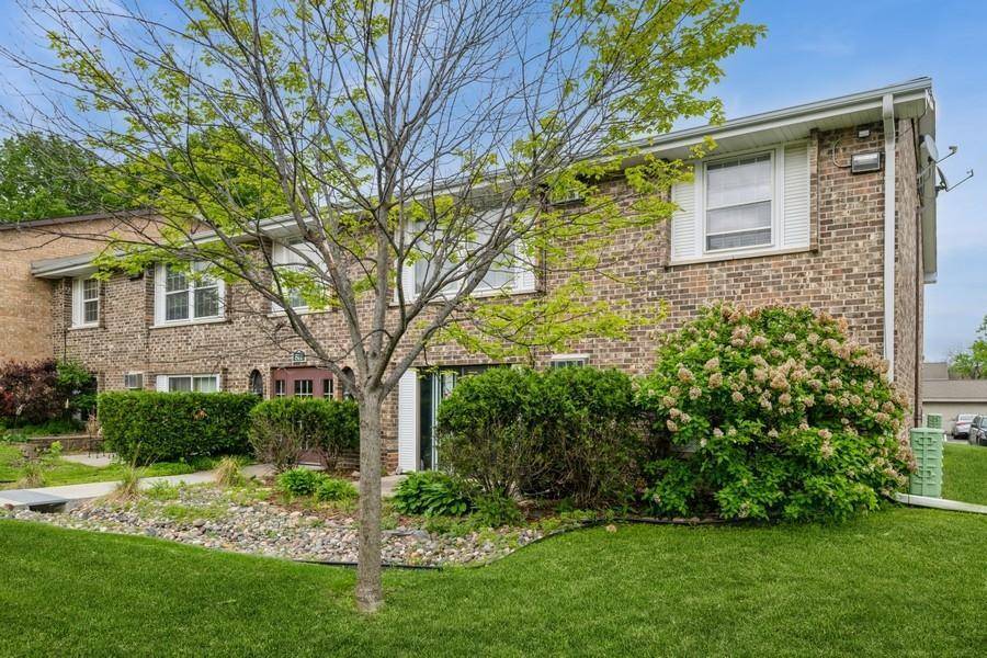 Hopkins, MN 55343,811 Smetana RD #8